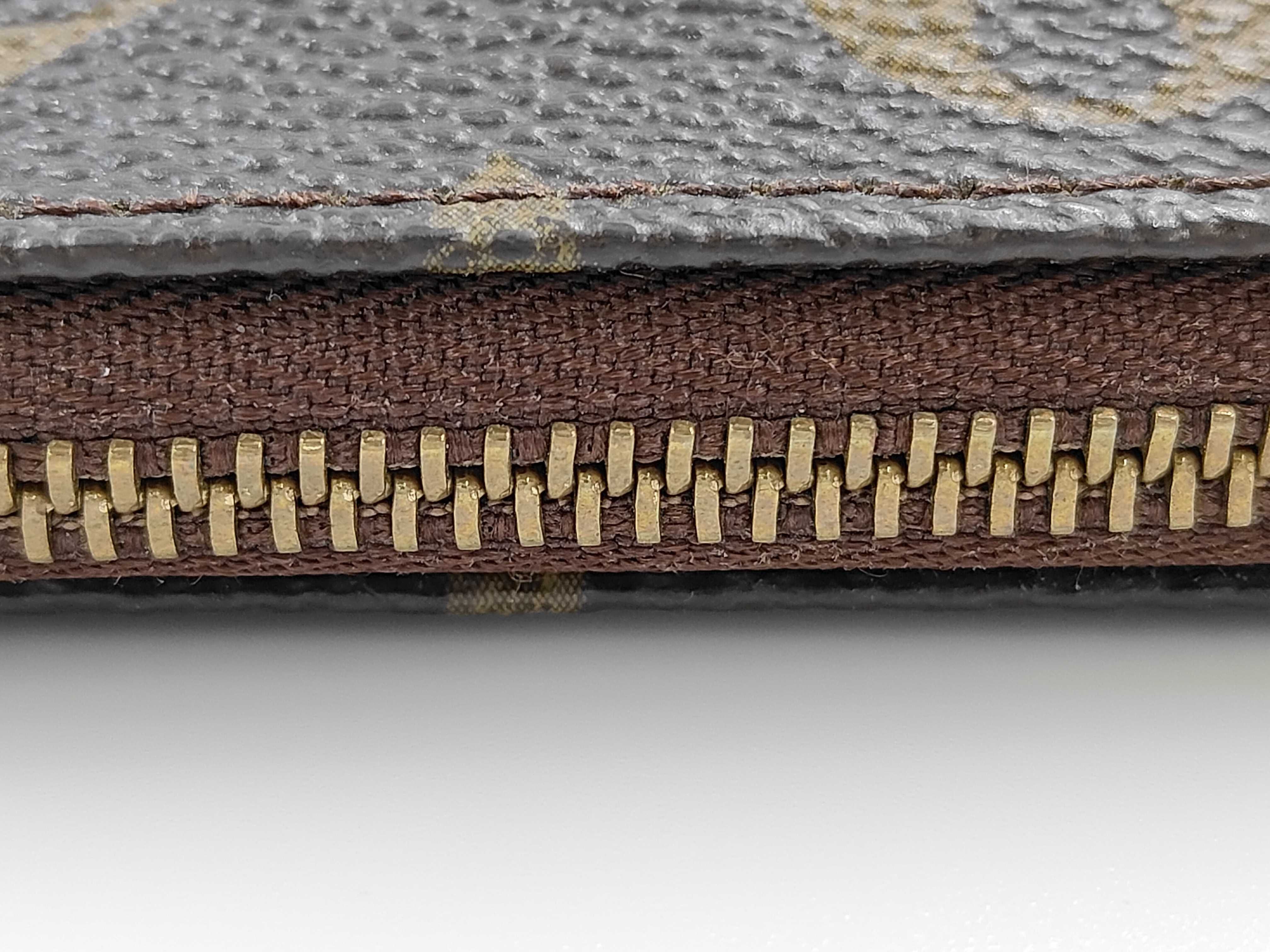 Monogram Mini Pochette Accessoires (FL2077 M58009) - Pouch with tear — view 9