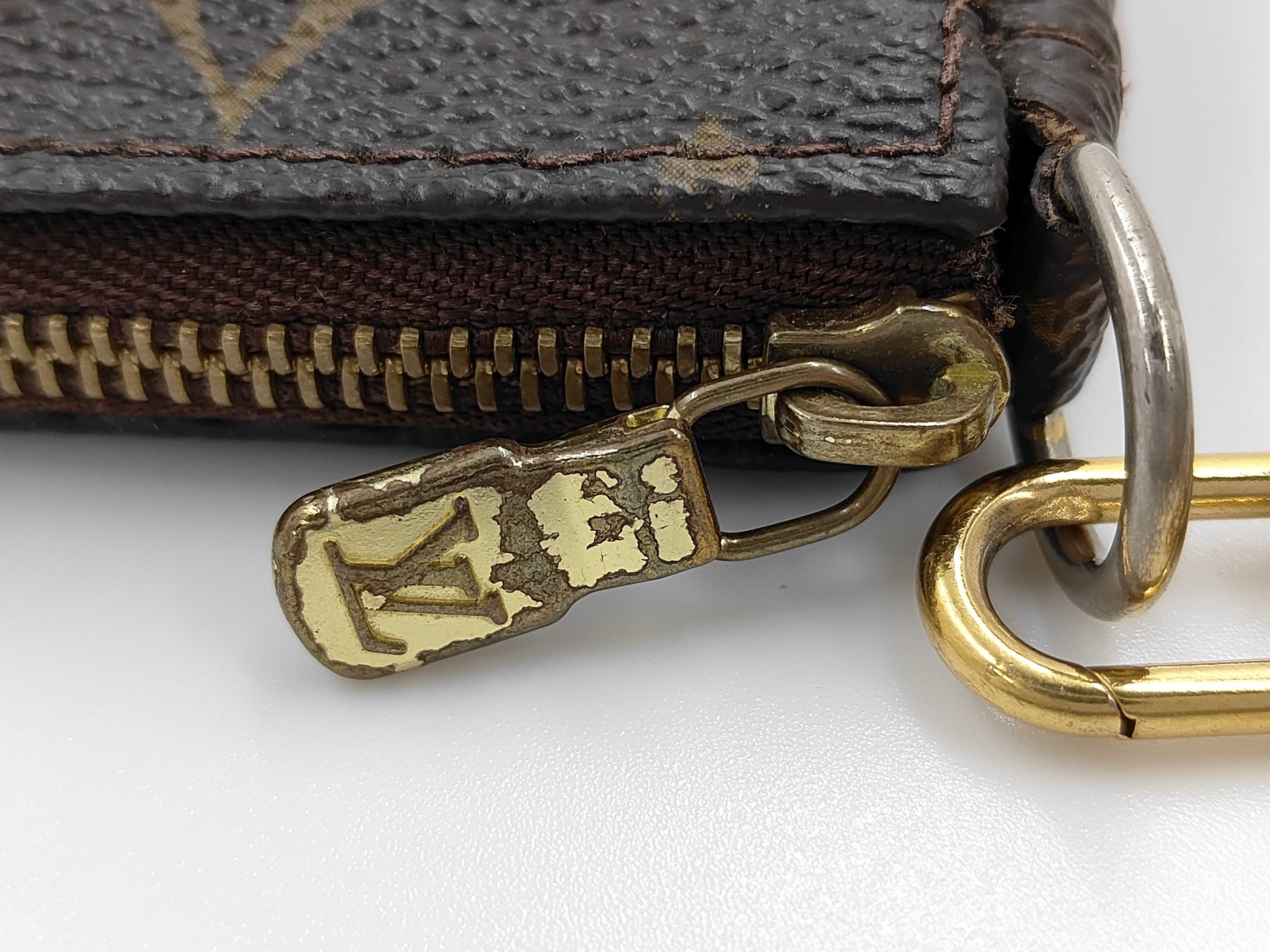 Monogram Mini Pochette Accessoires (FL2077 M58009) - Pouch with tear — view 10