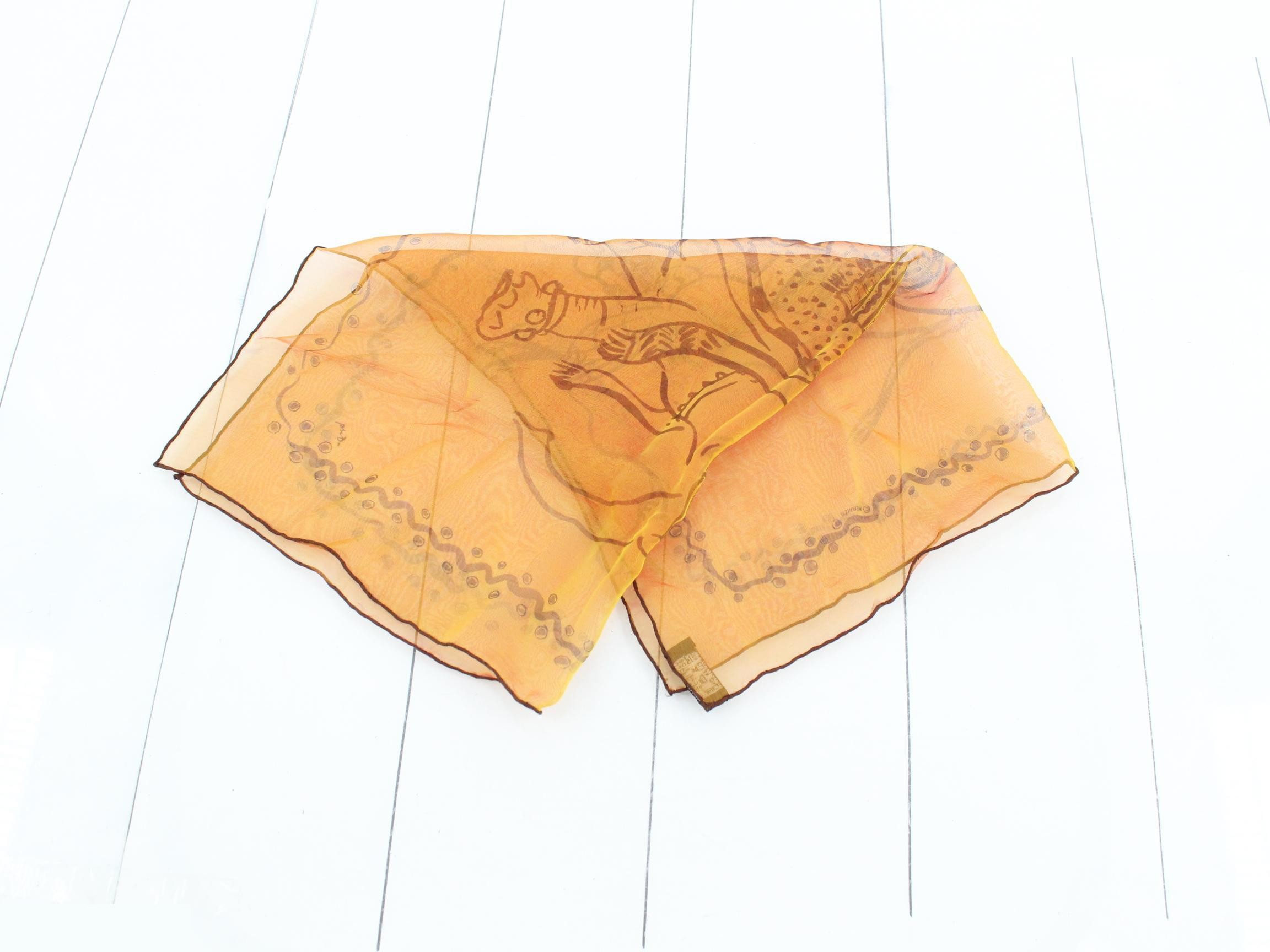 scarf — view 3