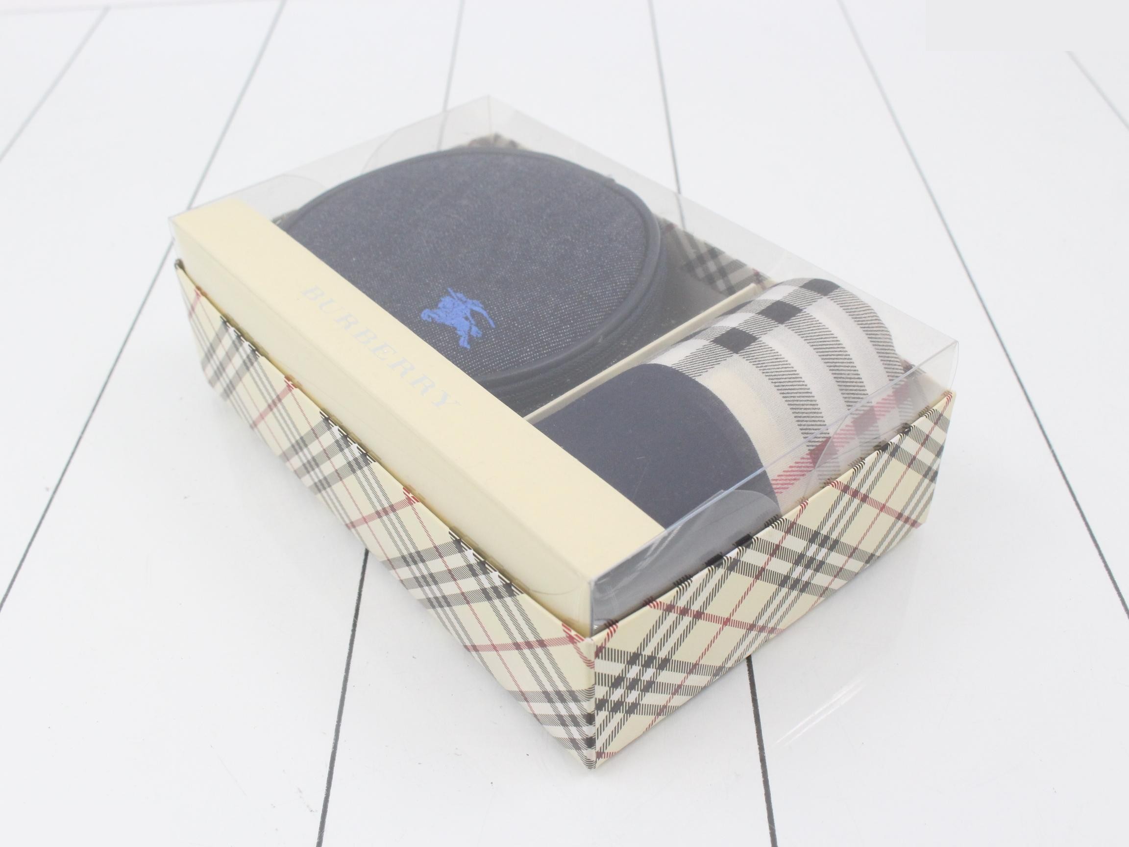 Unused Burberry pouch and handkerchief, with box. — view 2