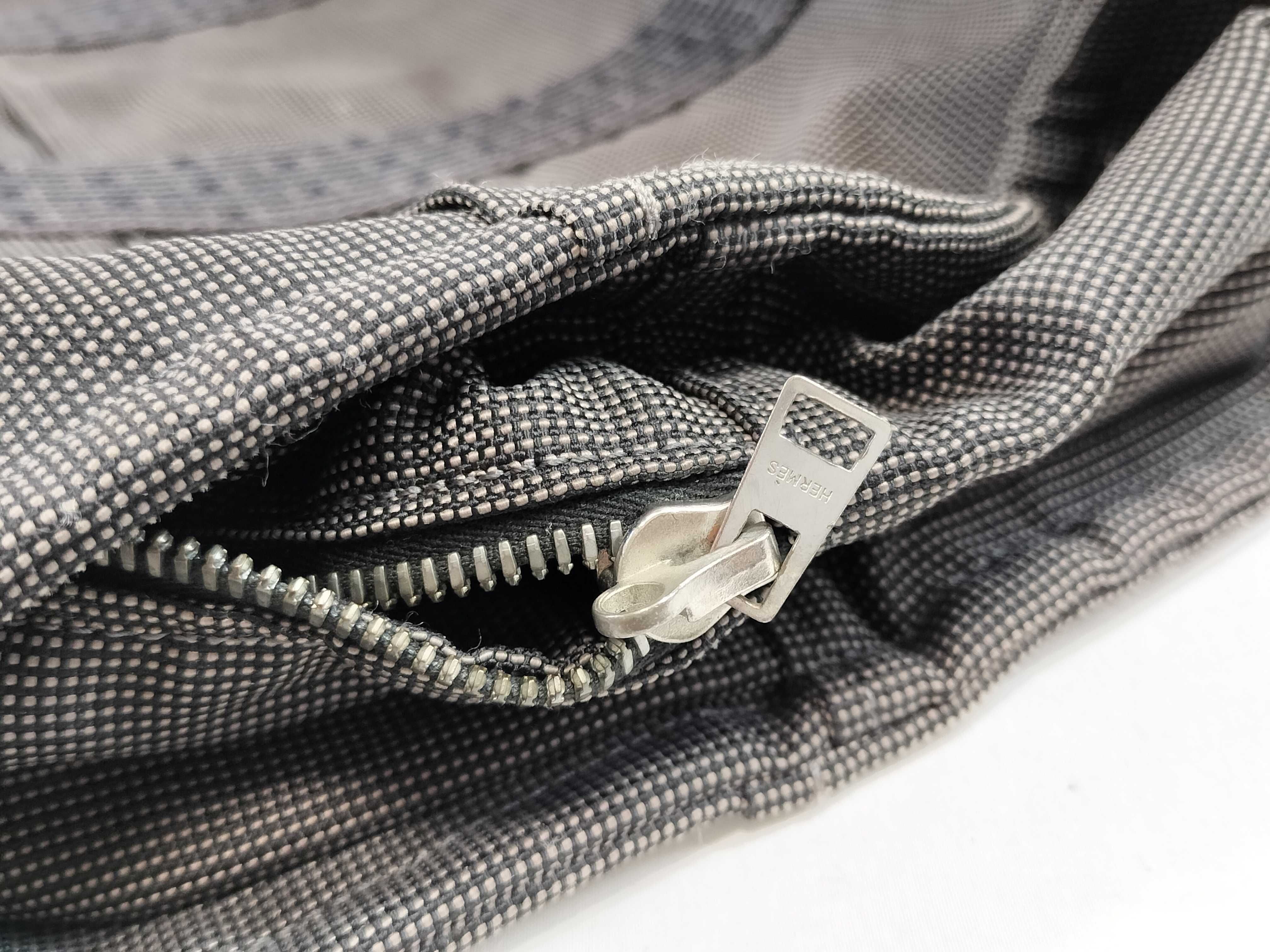 Herline GM Tote Bag, Canvas, Gray Tote Bag — view 15