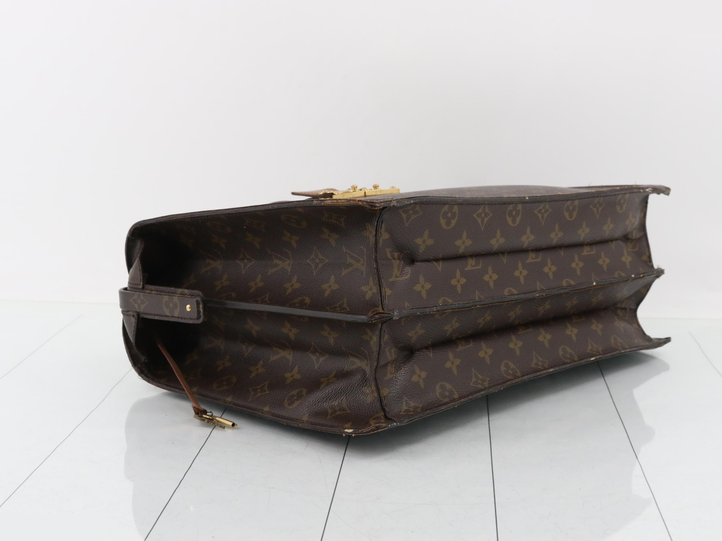 Monogram Serviette Fermoire Business Bag — view 5