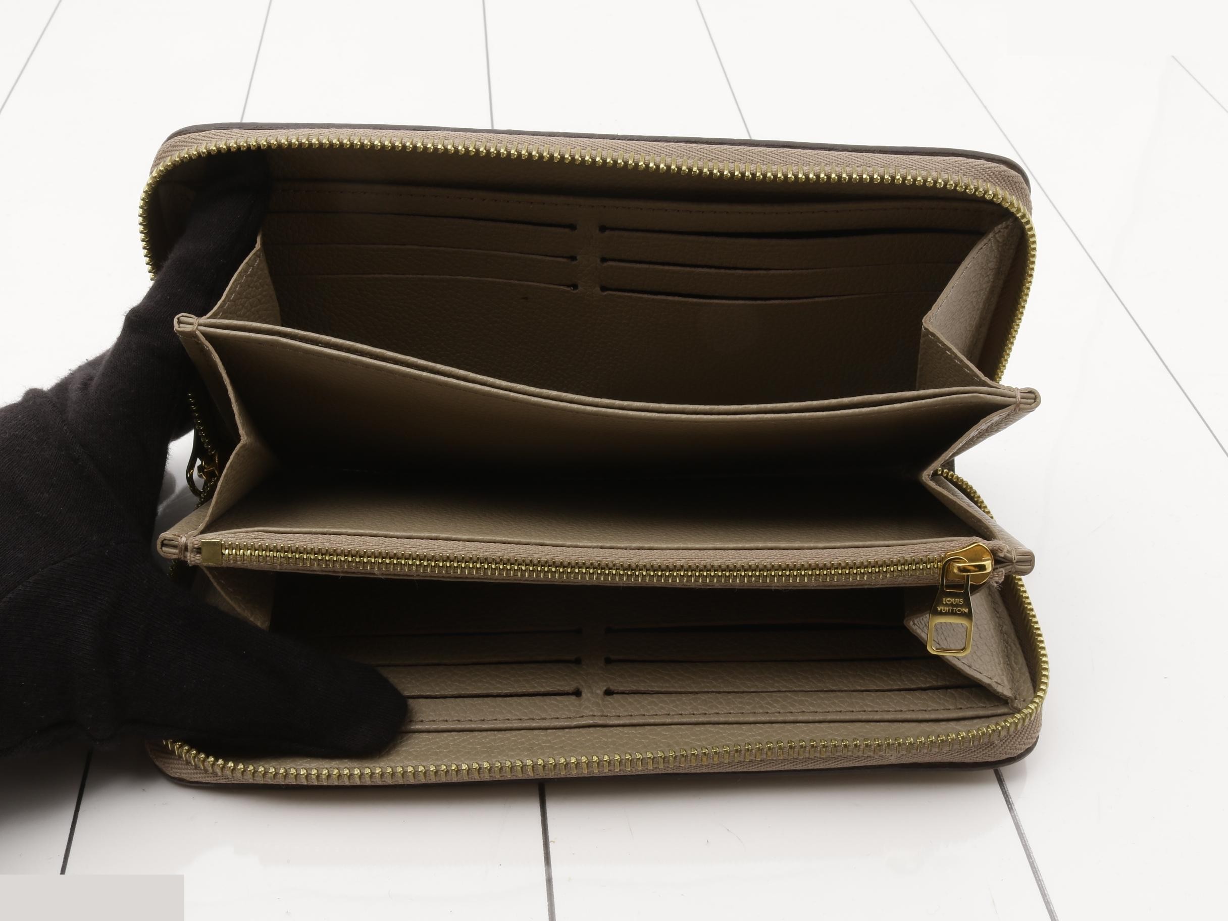 Zippy Wallet — view 4