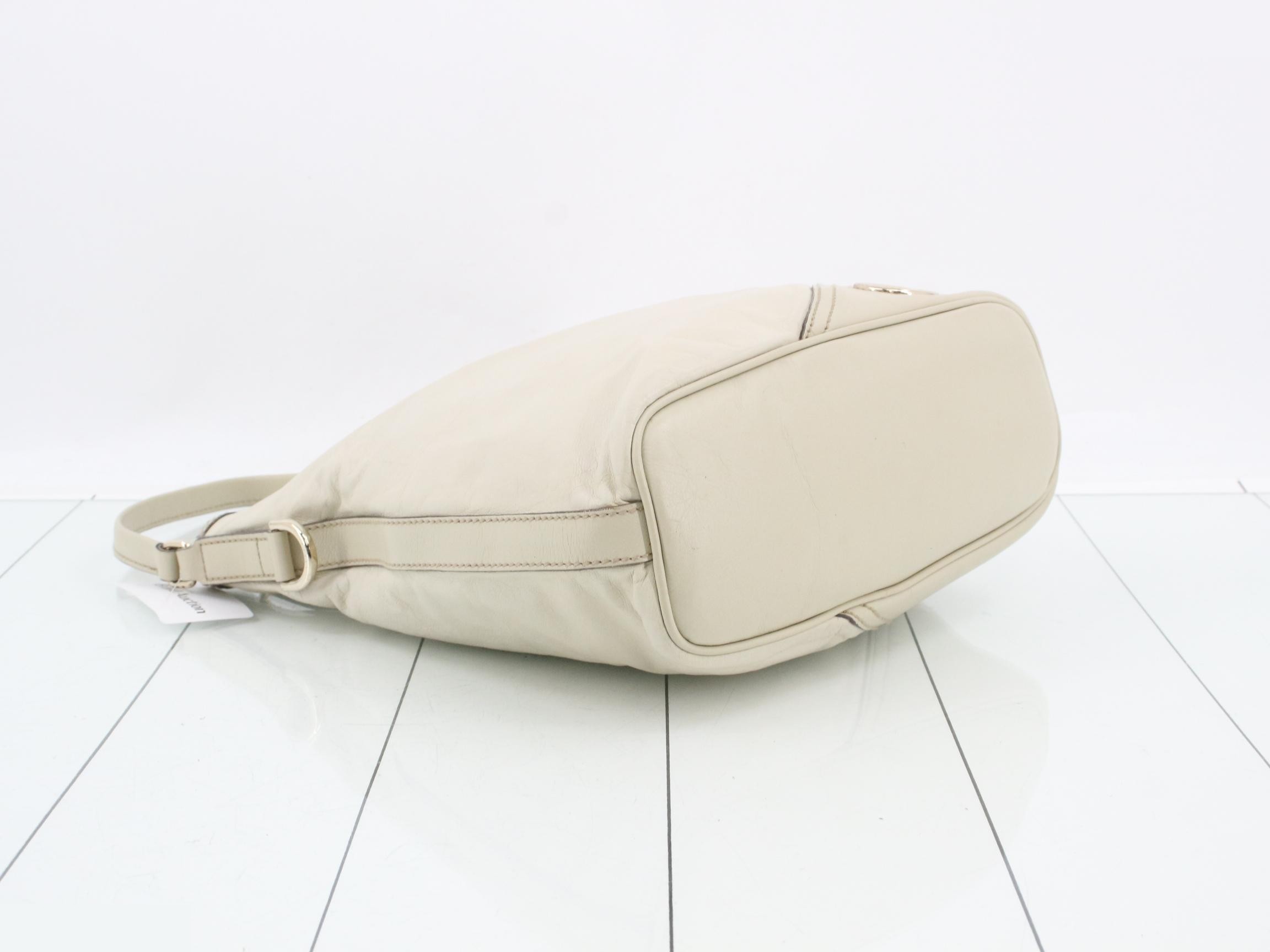 One-shoulder — view 5