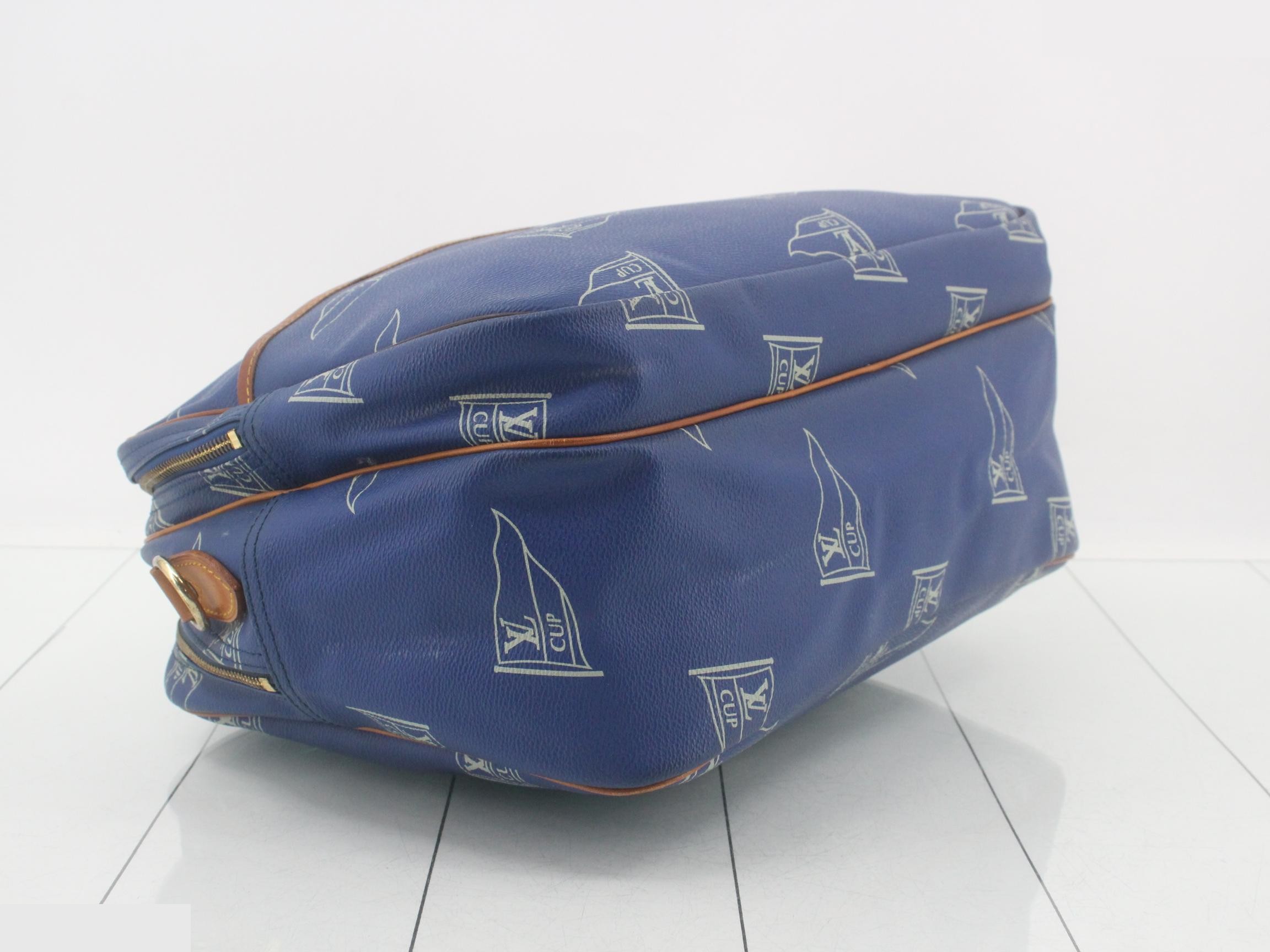 M80008 LV Cup Sack Cows Shoulder Bag — view 5
