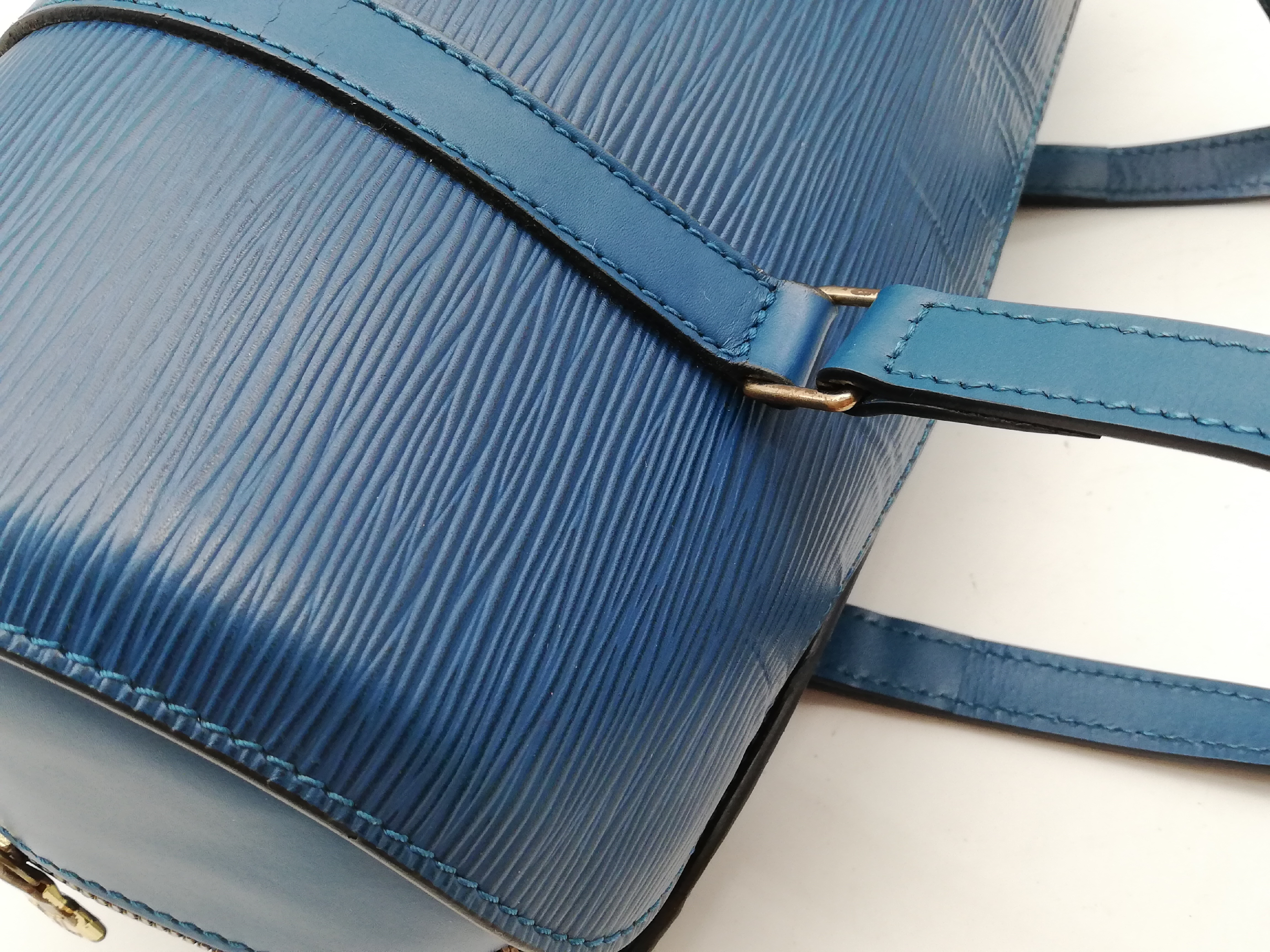 Epi Soufflot M52225 Handbag with Pouch — view 12
