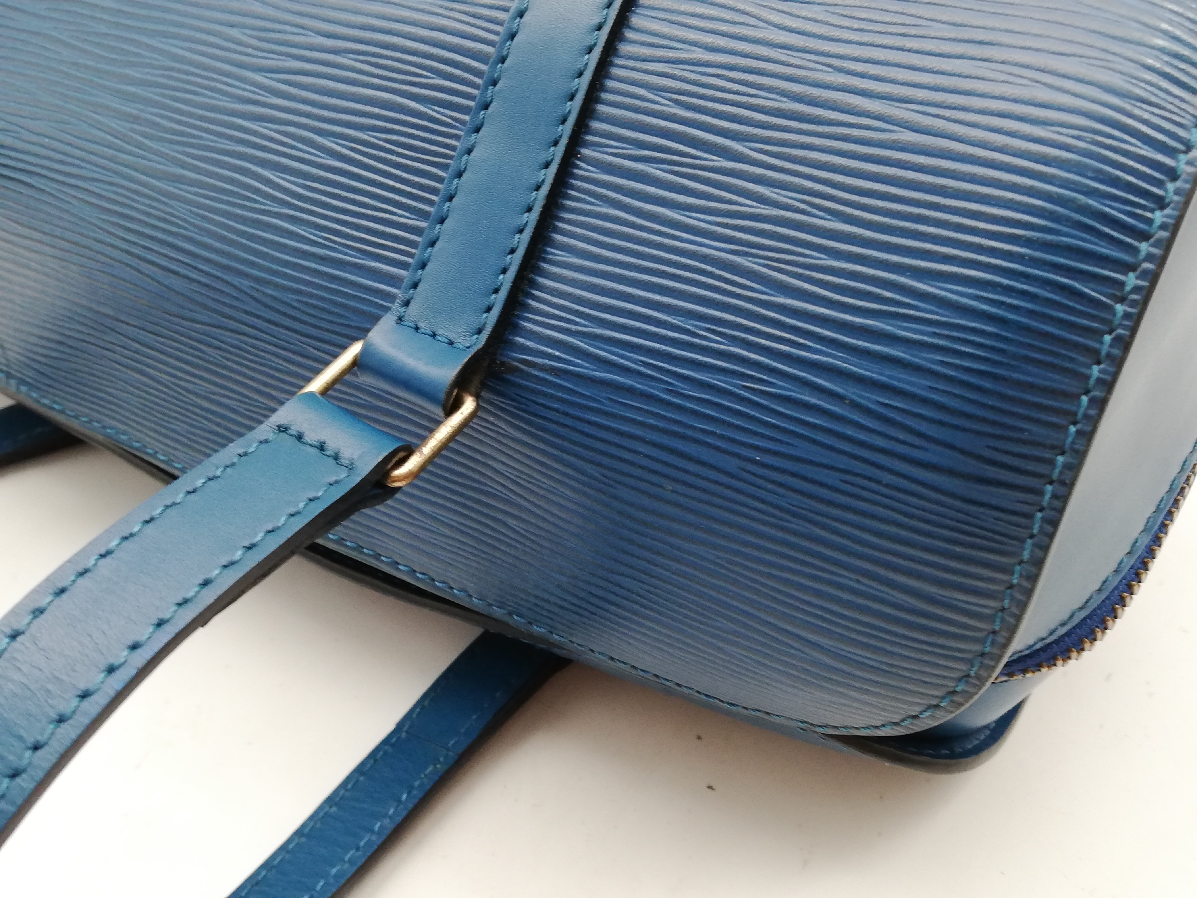 Epi Soufflot M52225 Handbag with Pouch — view 7