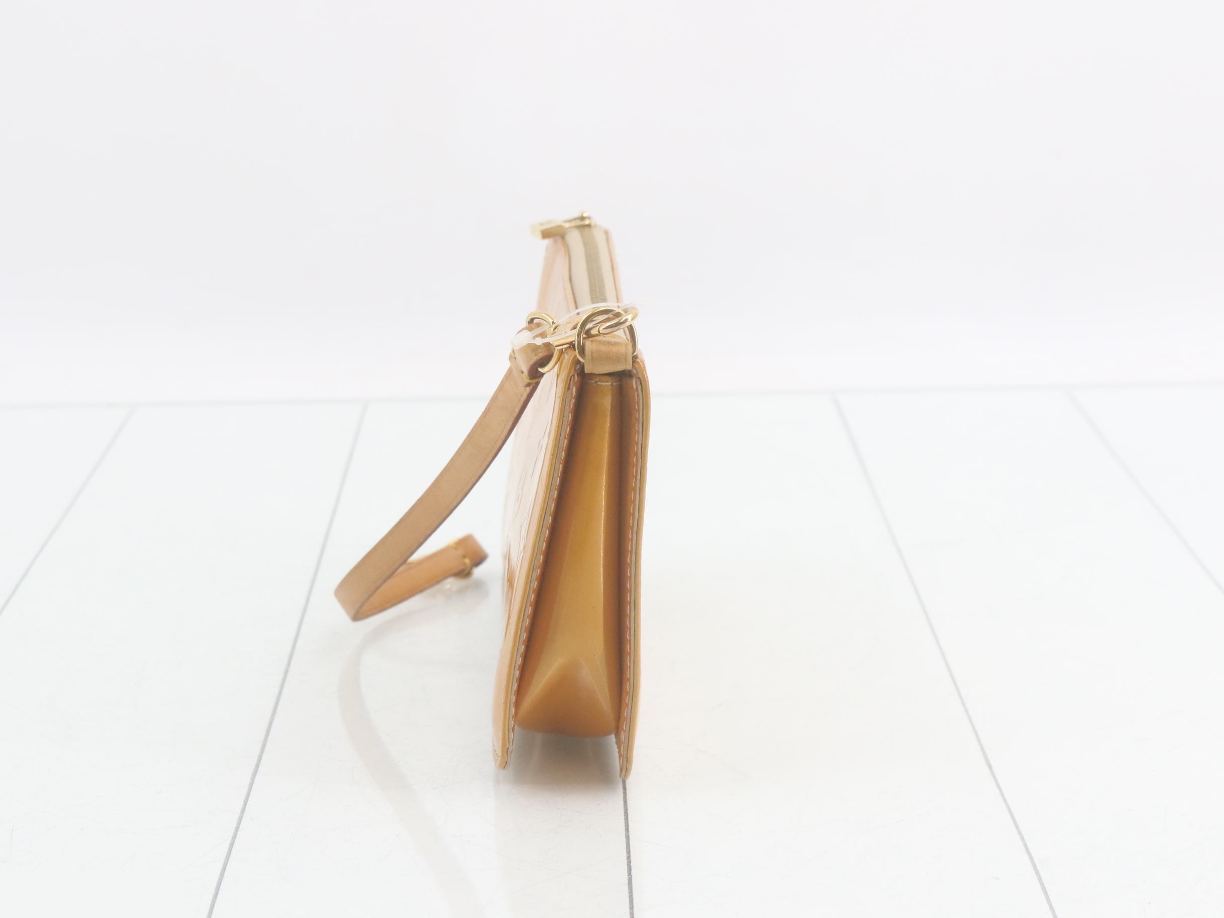 Vernis Lexington Shoulder Bag — view 3