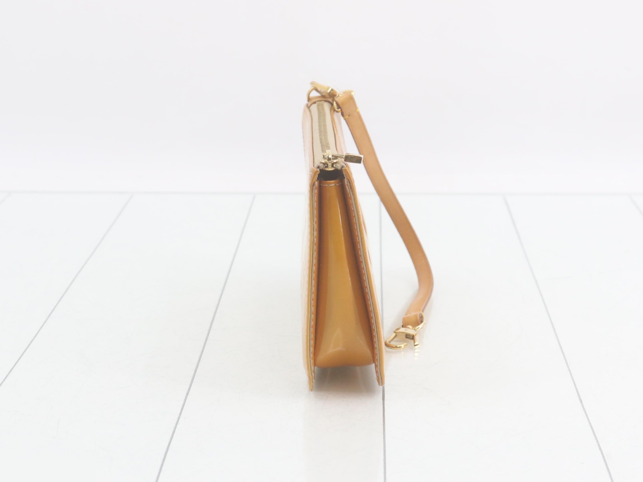Vernis Lexington Shoulder Bag — view 4