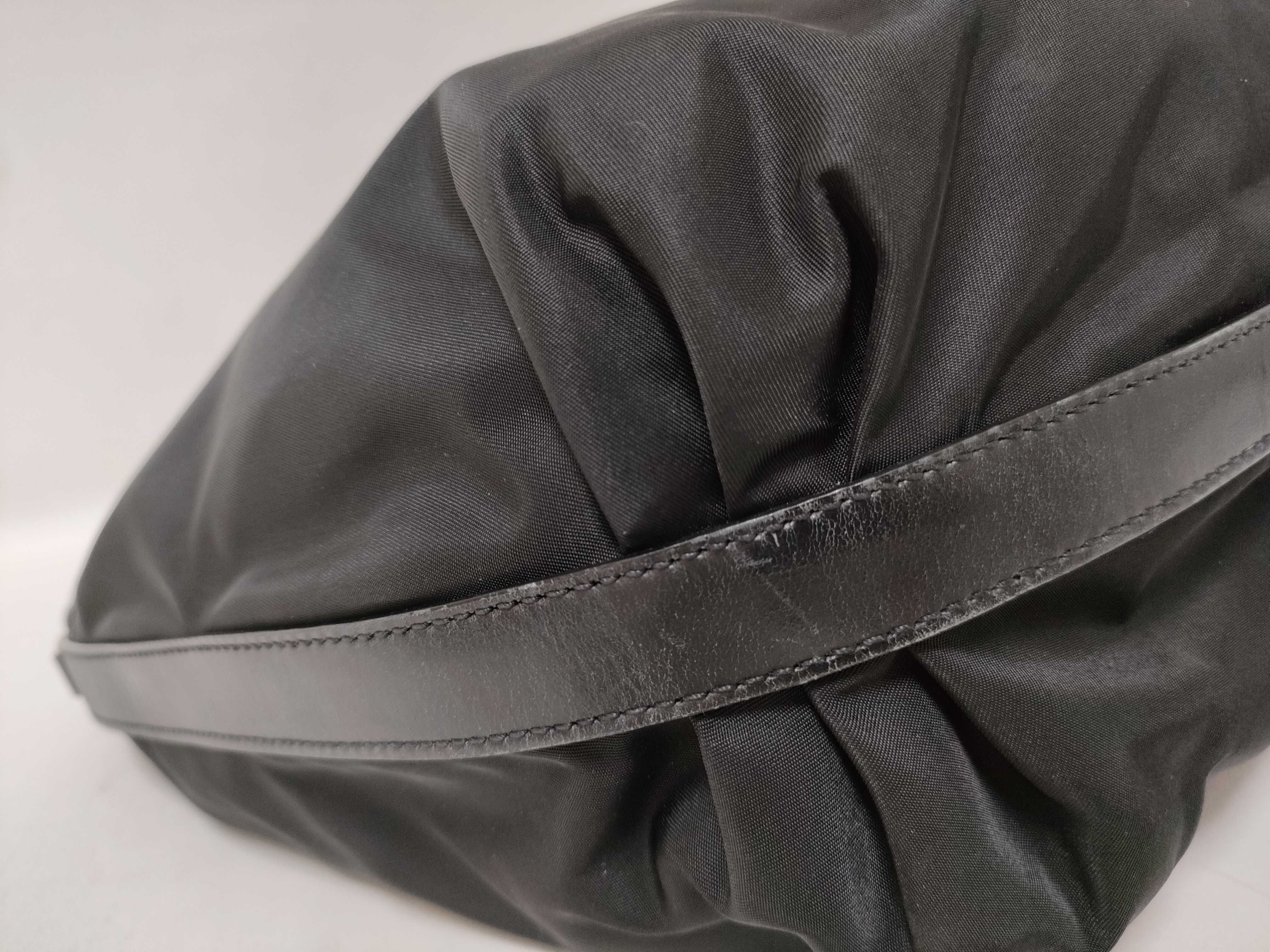 Nylon Prada One-Shoulder Handbag Nylon Triangle Logo Handbag — view 6