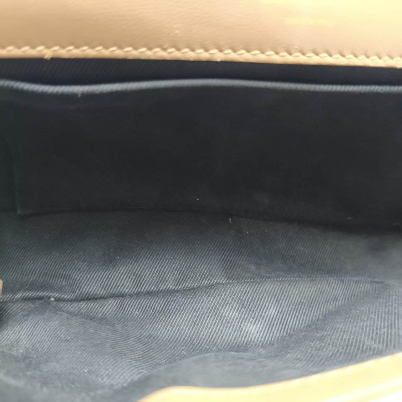 【*Shipped from: China*】BURBERRY Laura Leather Shoulder Bag — view 6
