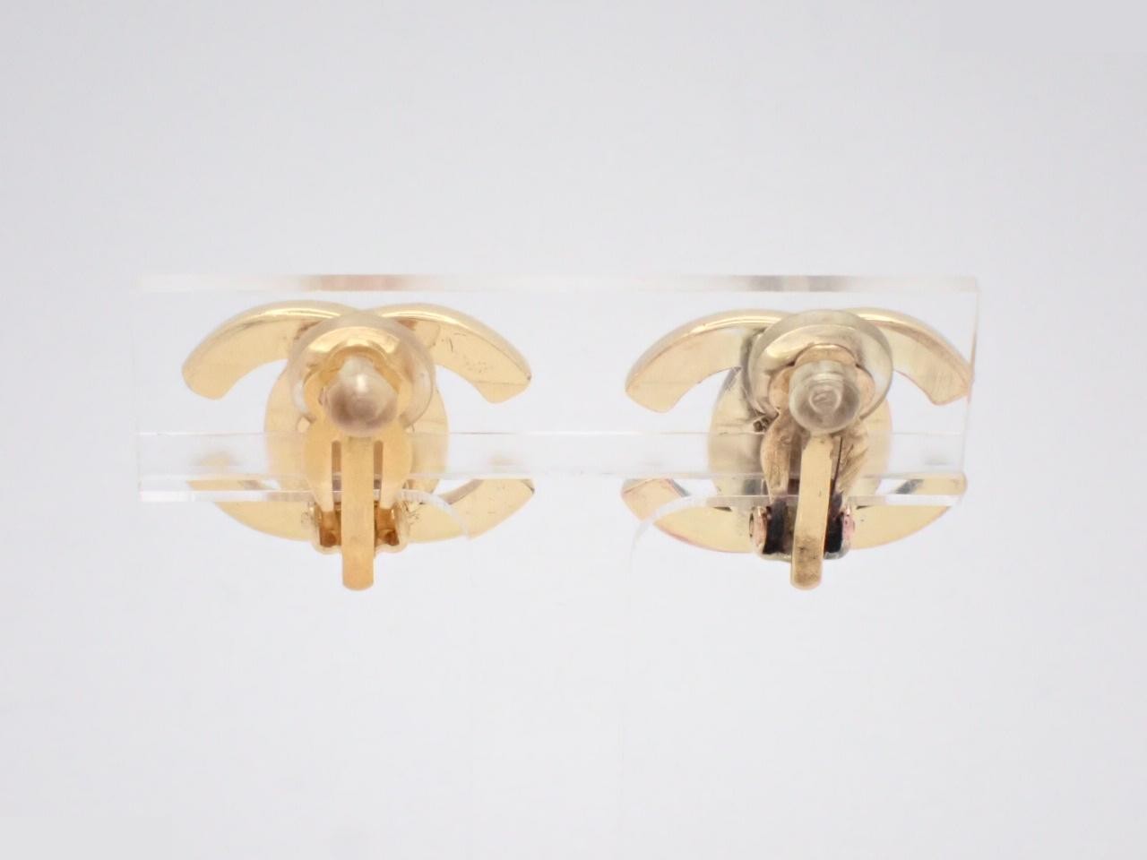 96P Earrings — view 2