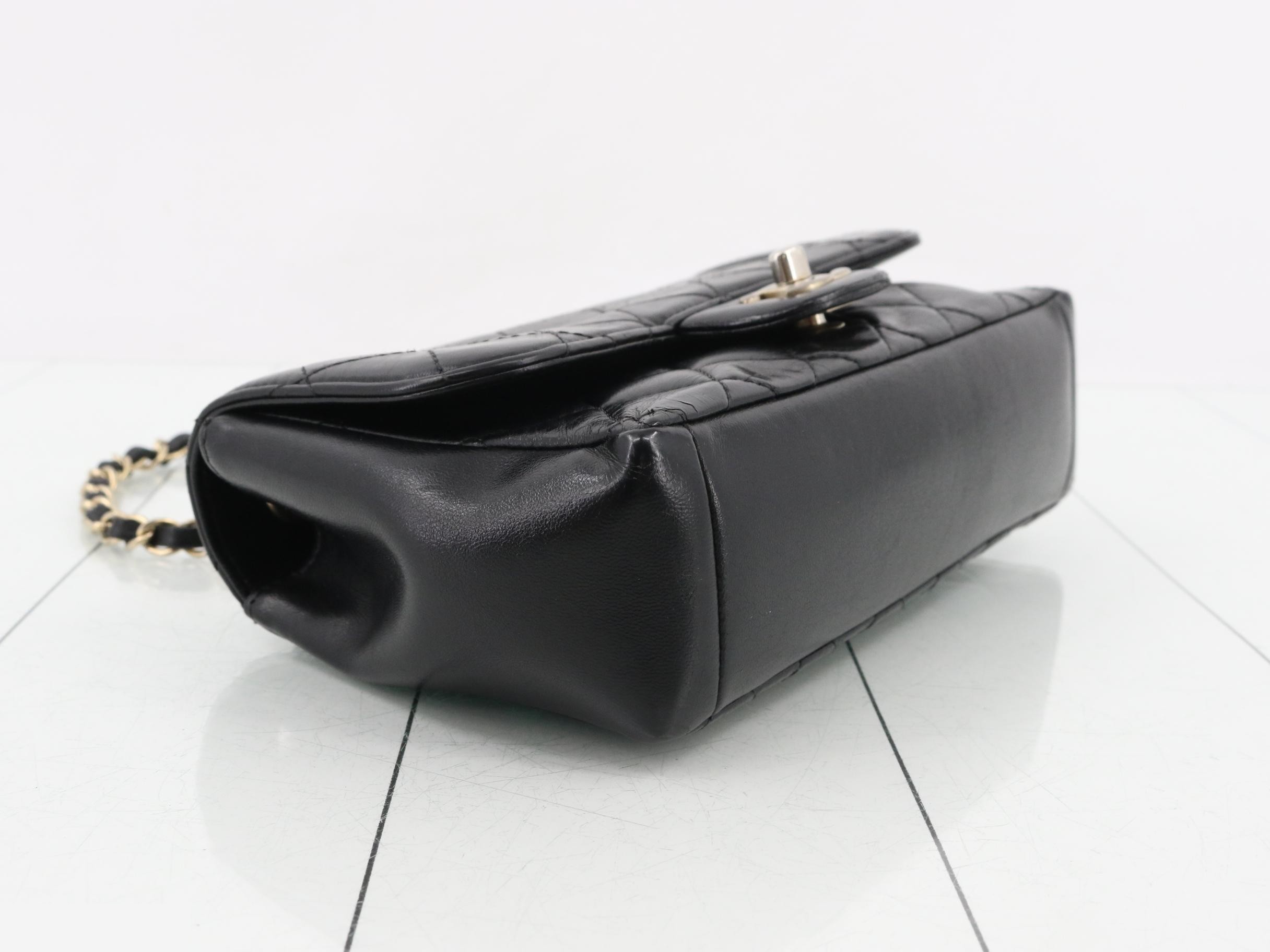 Matelassé Diana 22 Lambskin Double Chain Shoulder Bag, Black, Series 2 — view 5