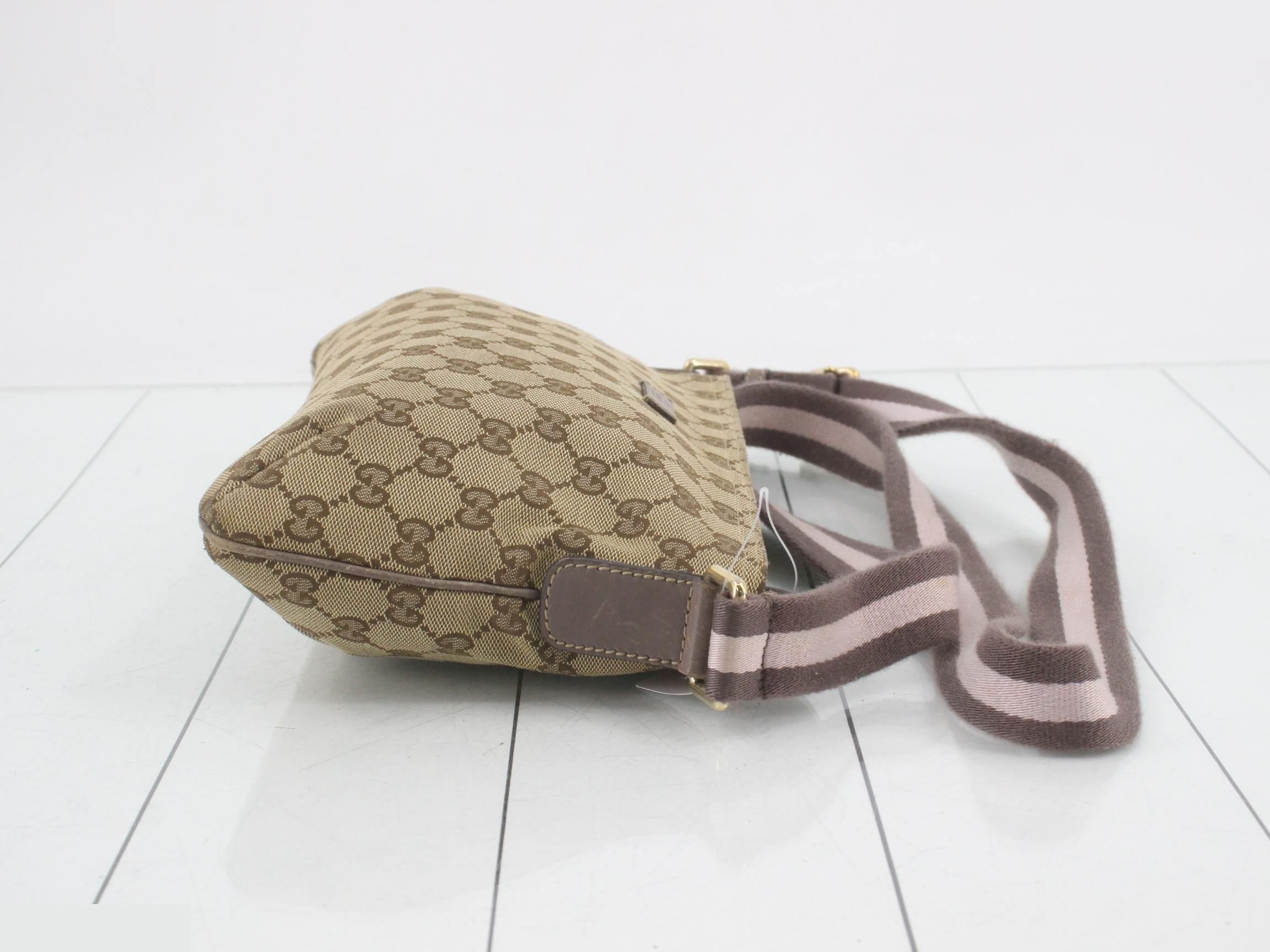 GG Canvas Shoulder Bag, Canvas/Leather, Brown — view 3