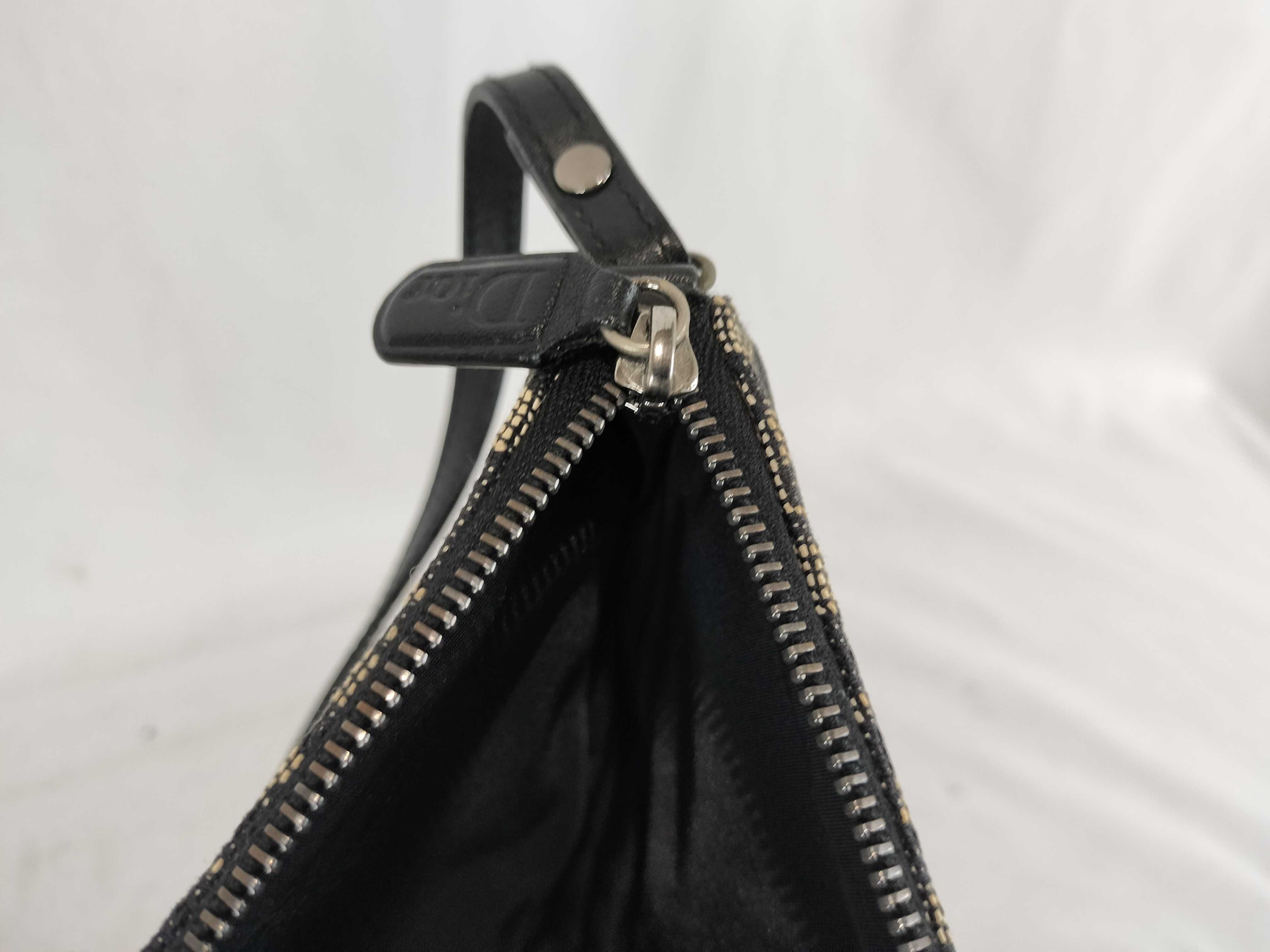Trotter Saddle Pouch Handbag — view 11