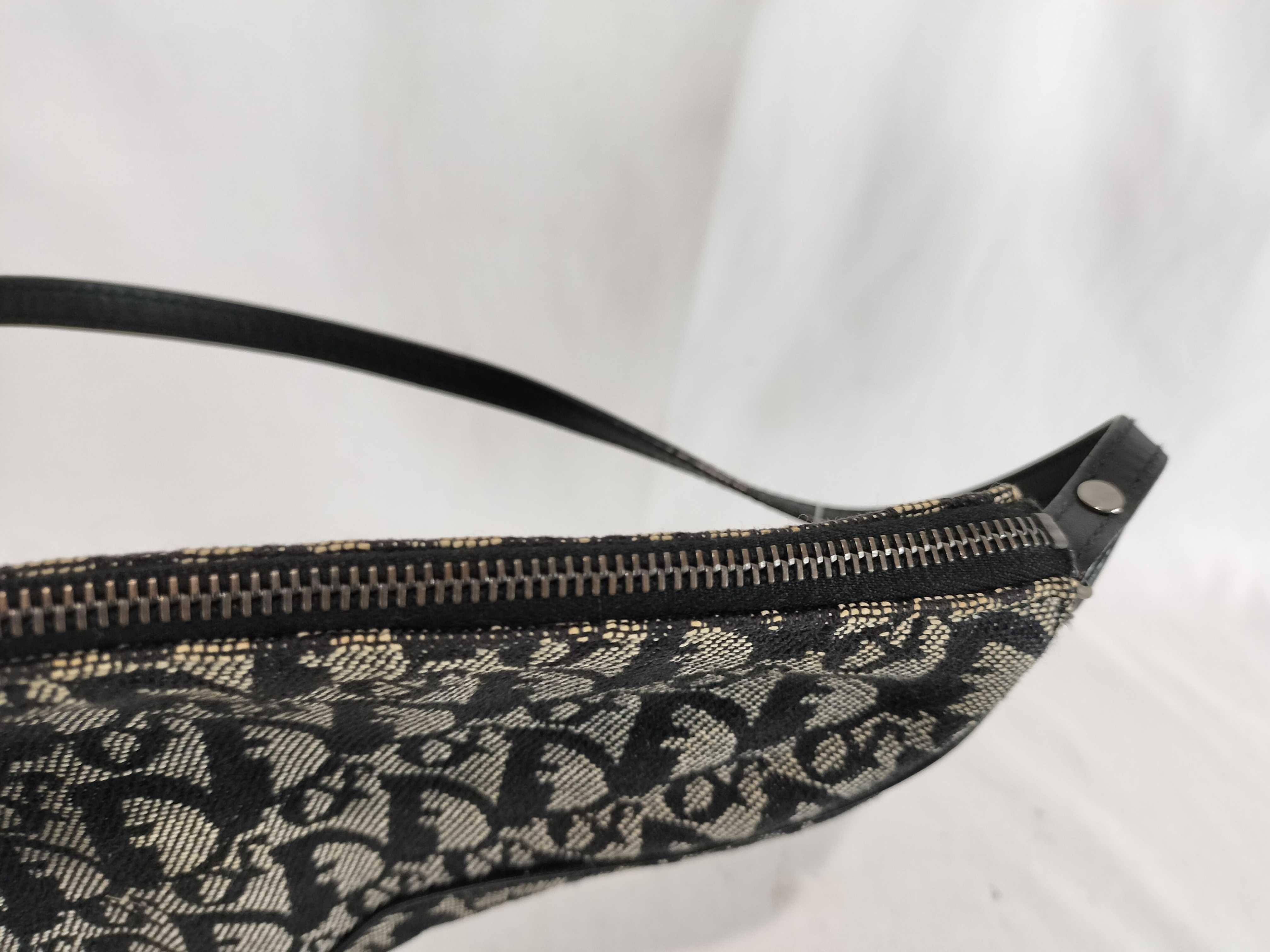 Trotter Saddle Pouch Handbag — view 8