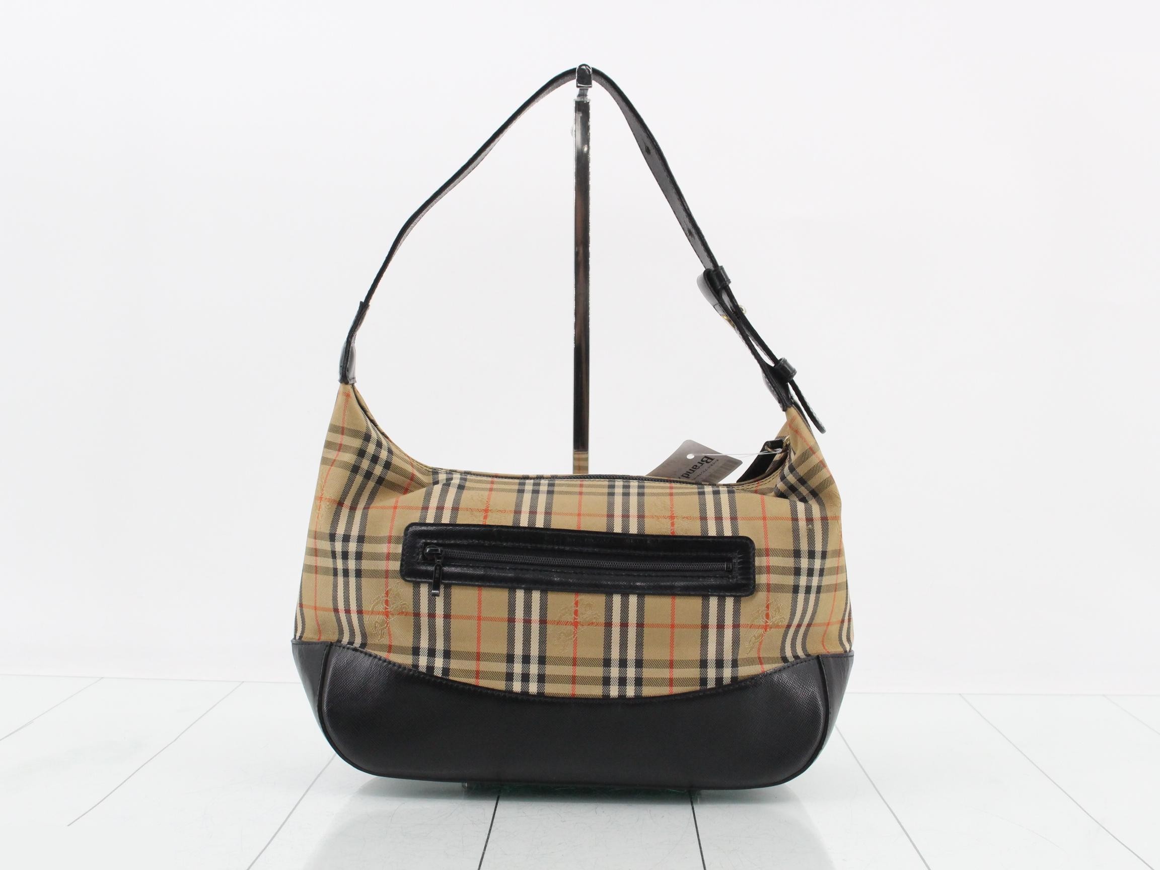 Burberrys Nova Check Shadow Horse One-Shoulder Bag
