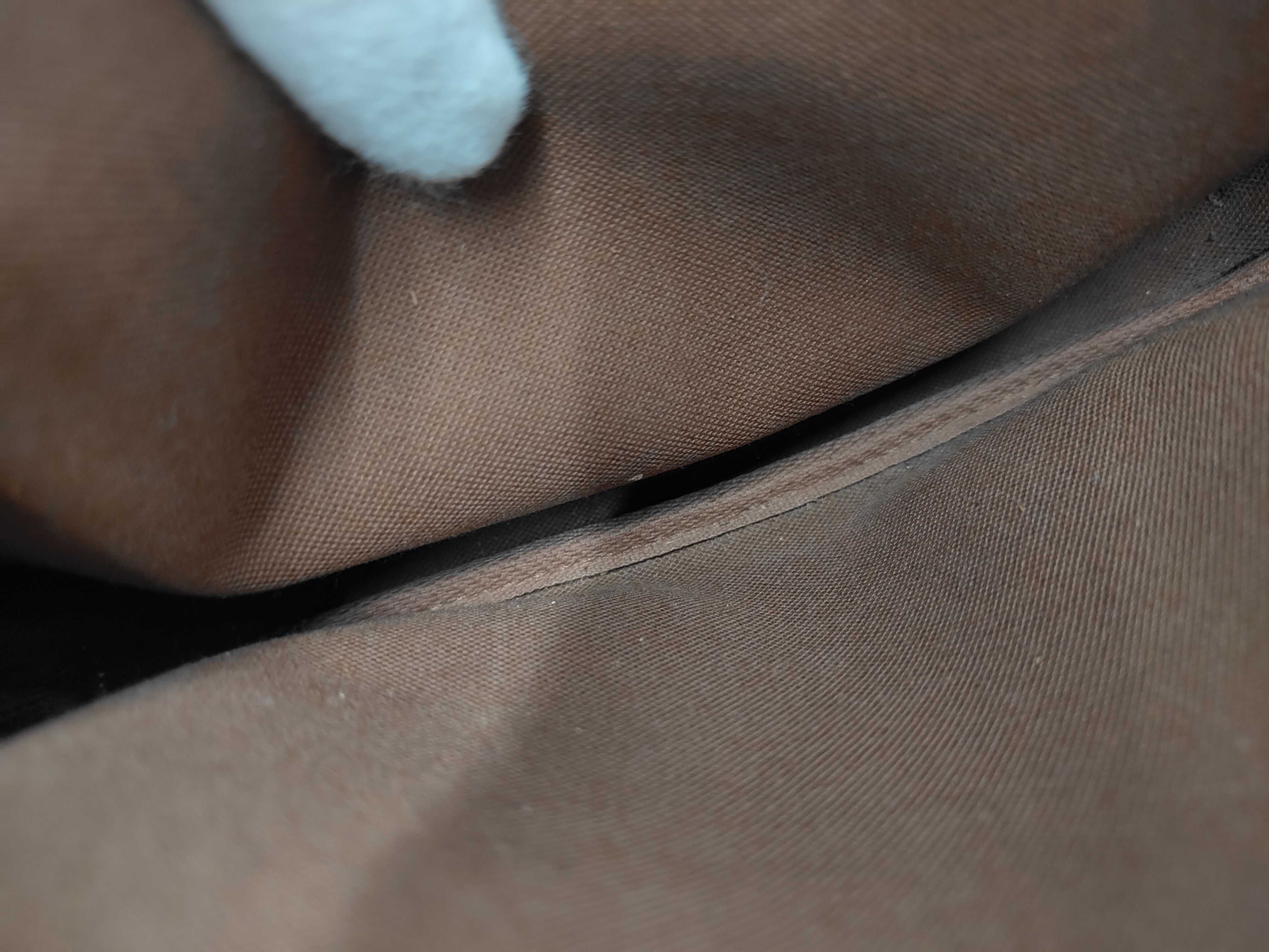 Monogram Pochette Accessoires M40712 AR1928 Handbag (Strap Damaged) — view 8
