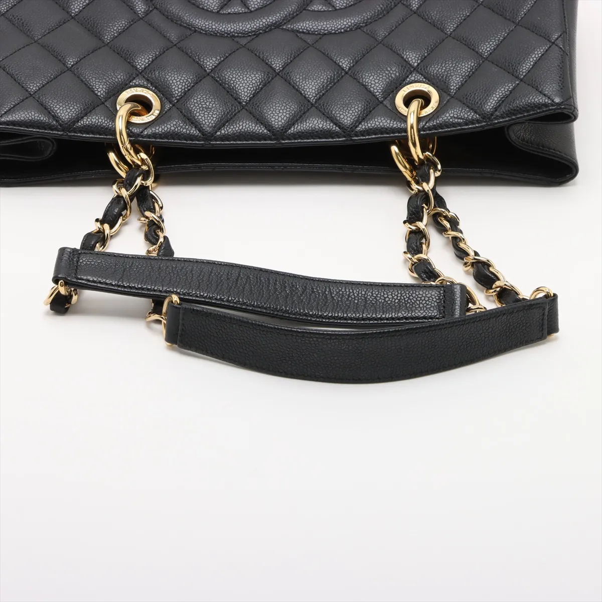 GST Caviar Skin Chain Tote Bag, Black with Gold Hardware, 16092344, Serial Number 16 — view 5