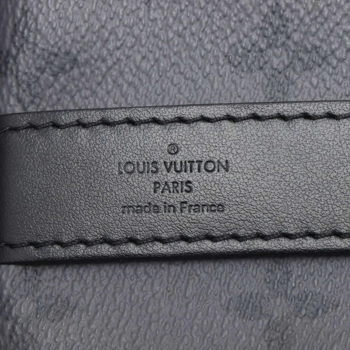 Monogram Eclipse Keepall Bandoulière 25 M46271 Black x Gray — view 11