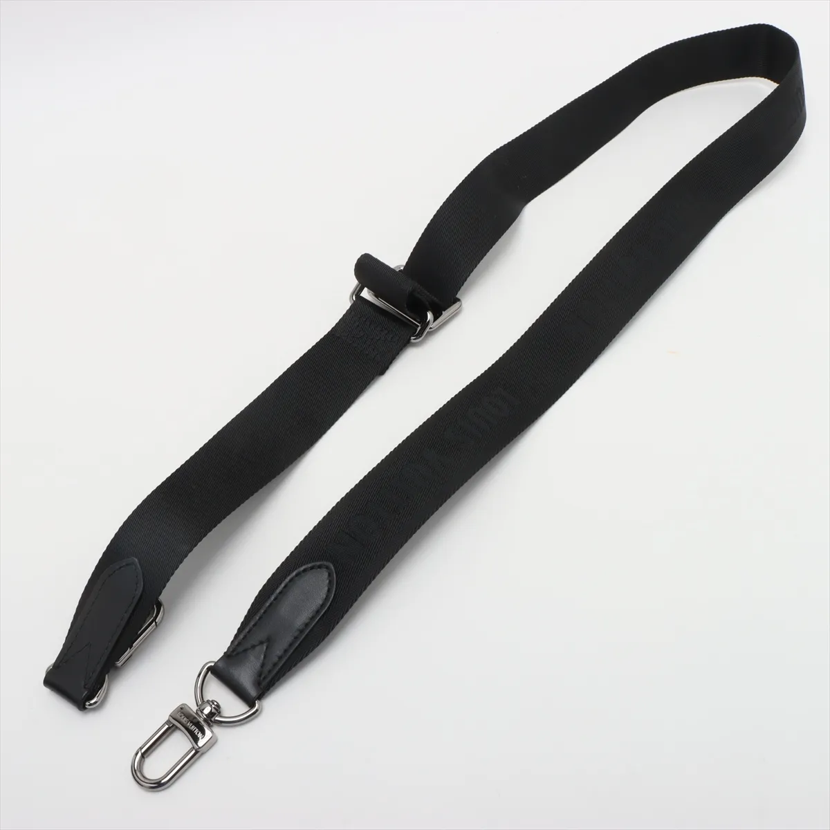 Monogram Eclipse Keepall Bandoulière 25 M46271 Black x Gray — view 7