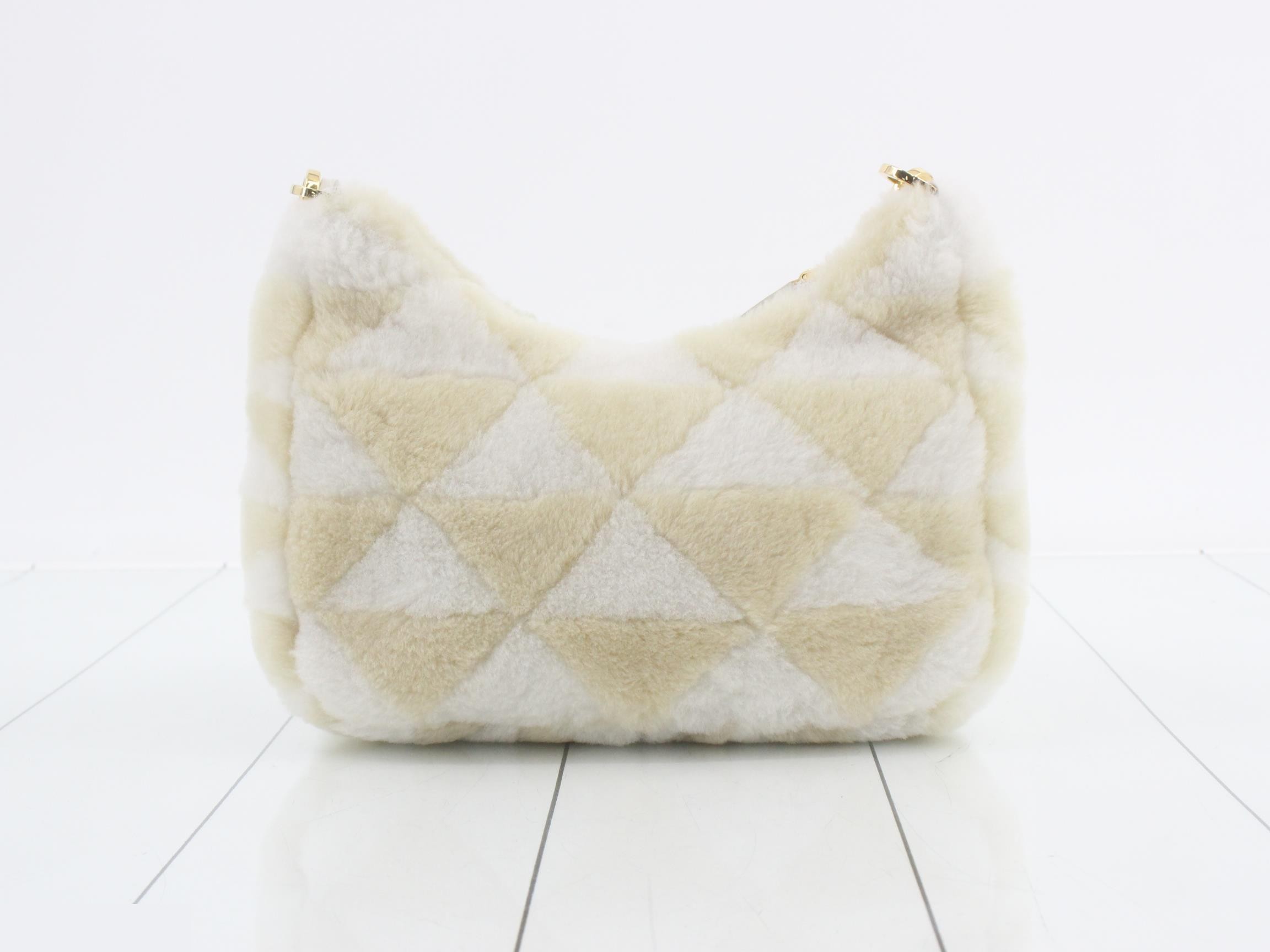 Other lines: Bags and shoulder bags — view 2