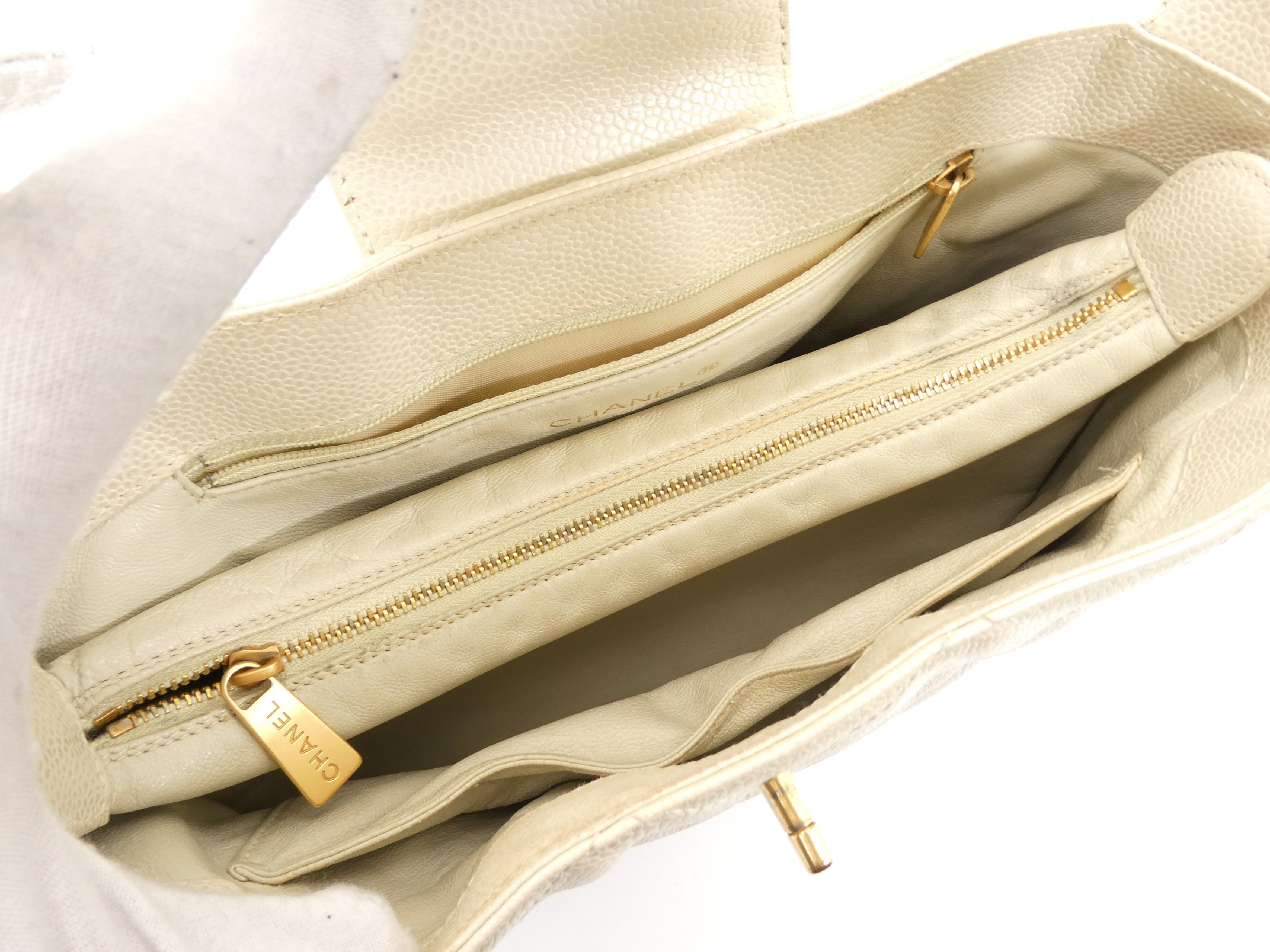 Matelassé Coco Mark Caviar Skin Shoulder Bag — view 7