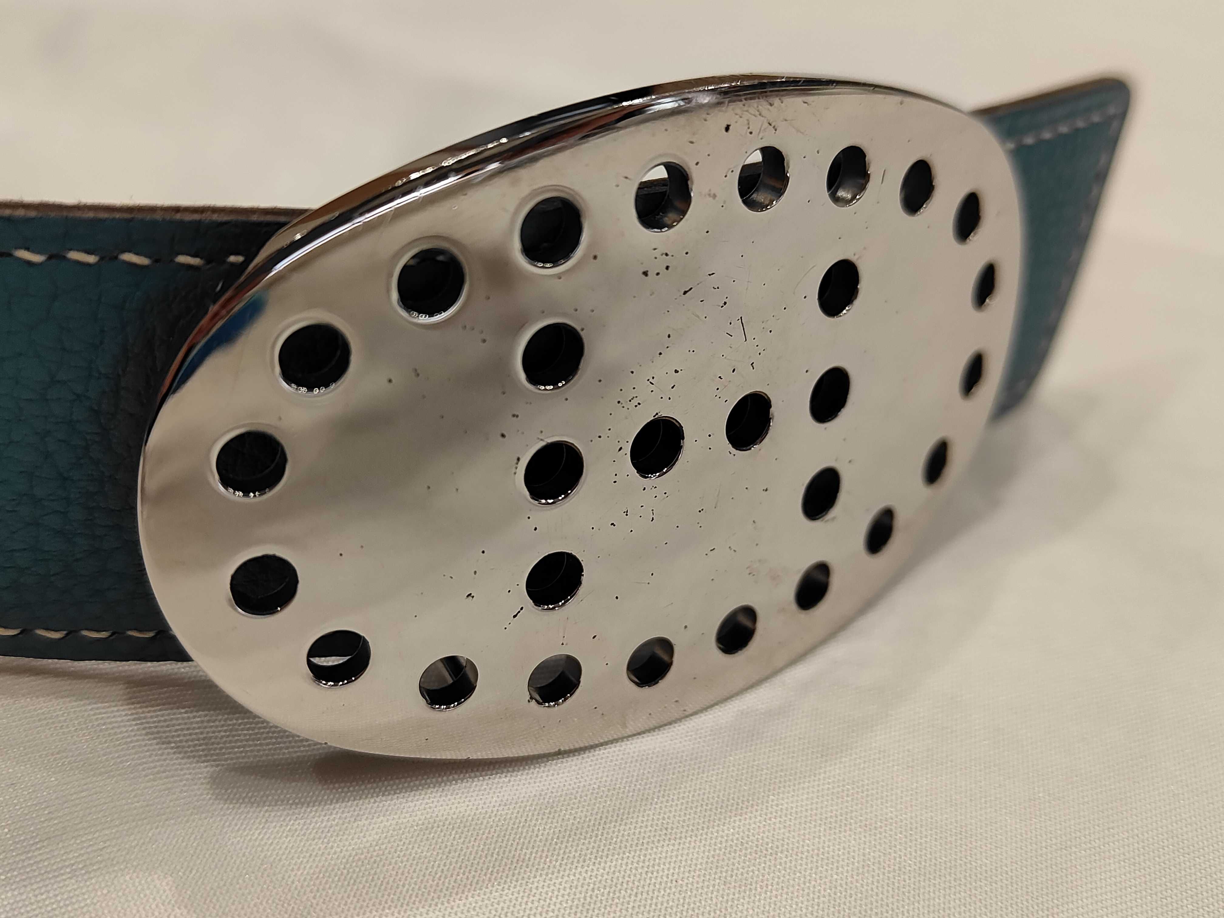 Evelyne K Belt — view 5