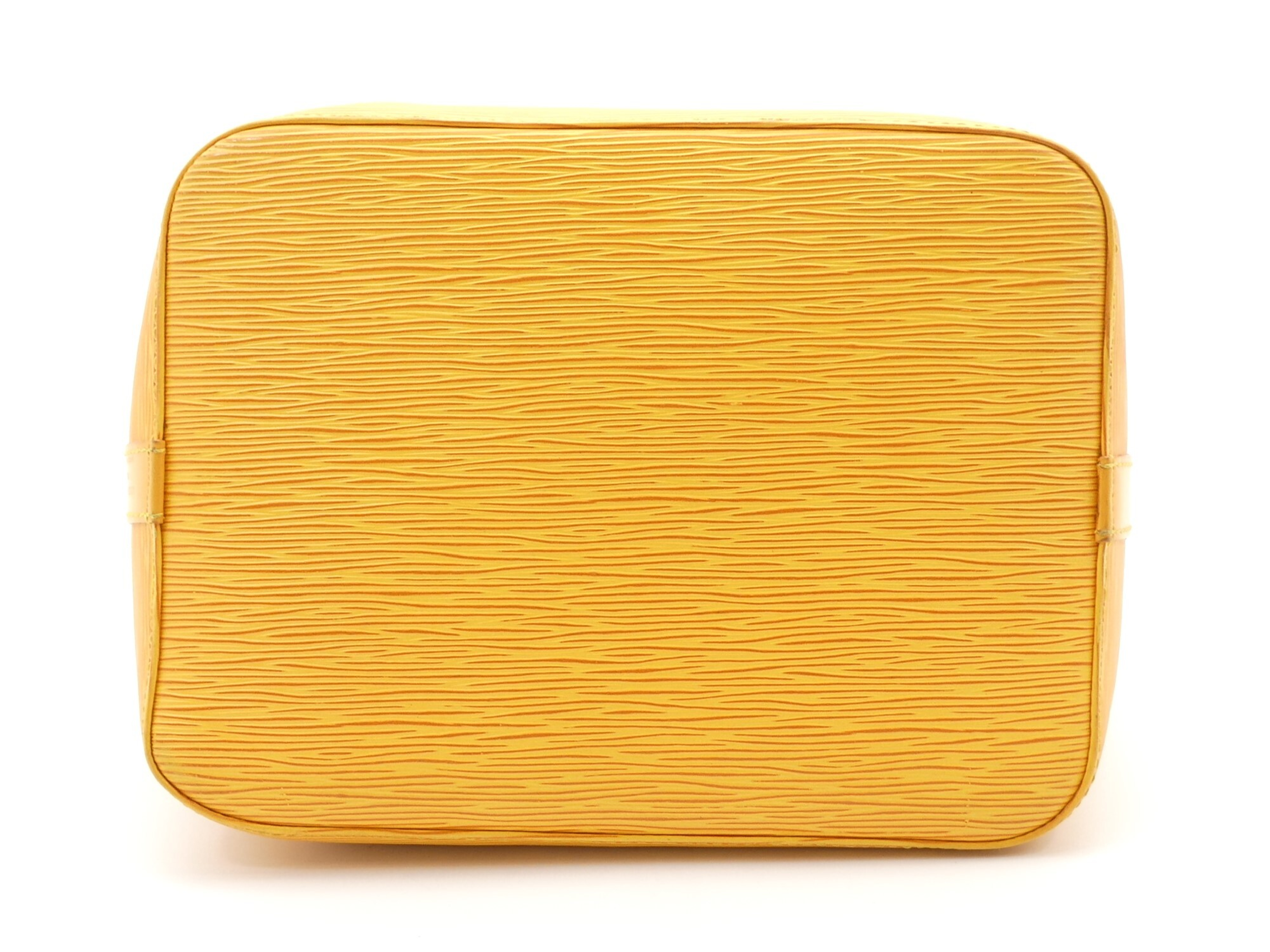 Epi Petit Noé Yellow Shoulder Bag — view 5