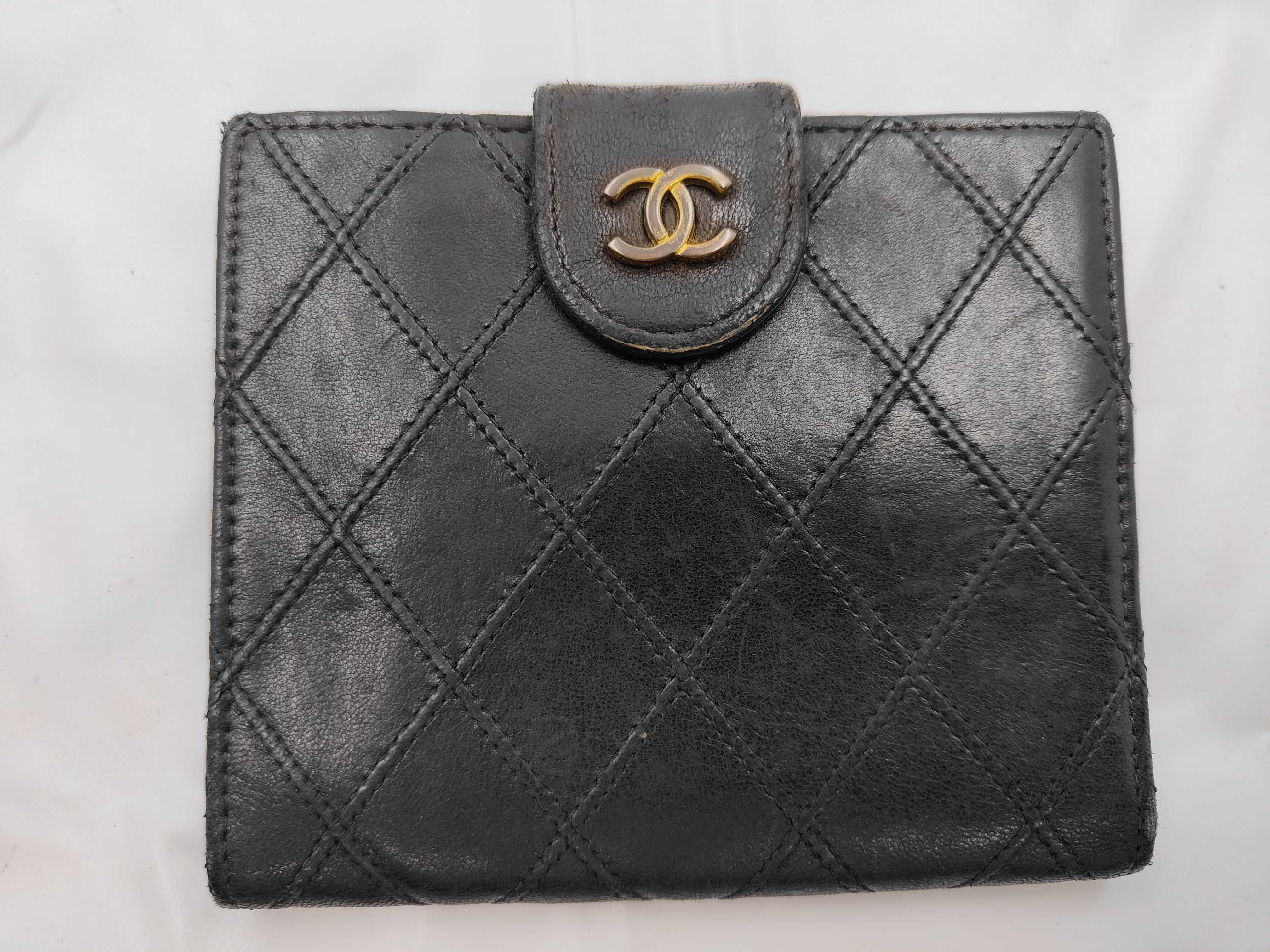 Double-Sided Genuine Leather Black Bi-fold Wallet
