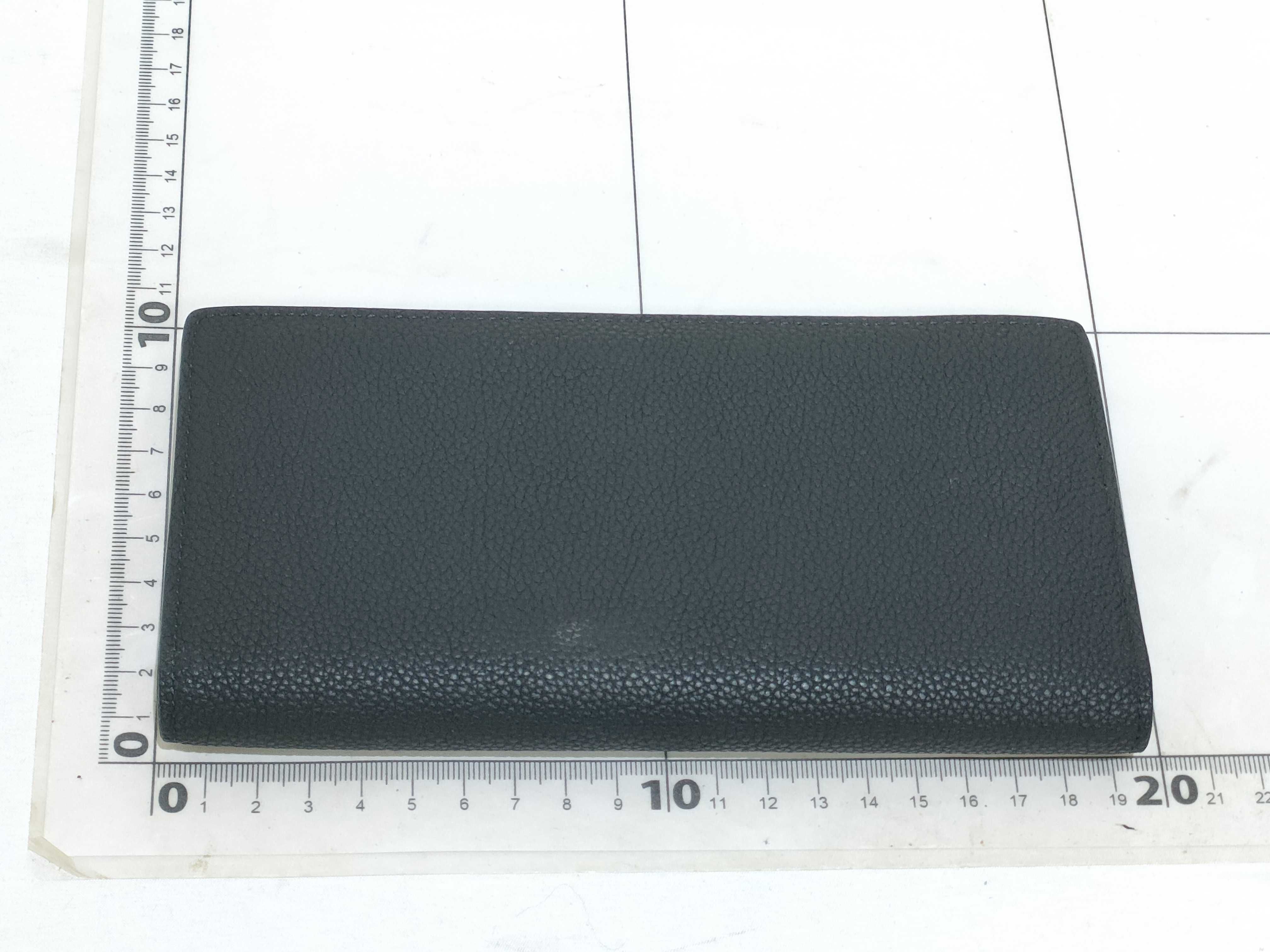Taiga Portefeuille Brazza Taurillon Aerogram M25942 Wallet — view 2