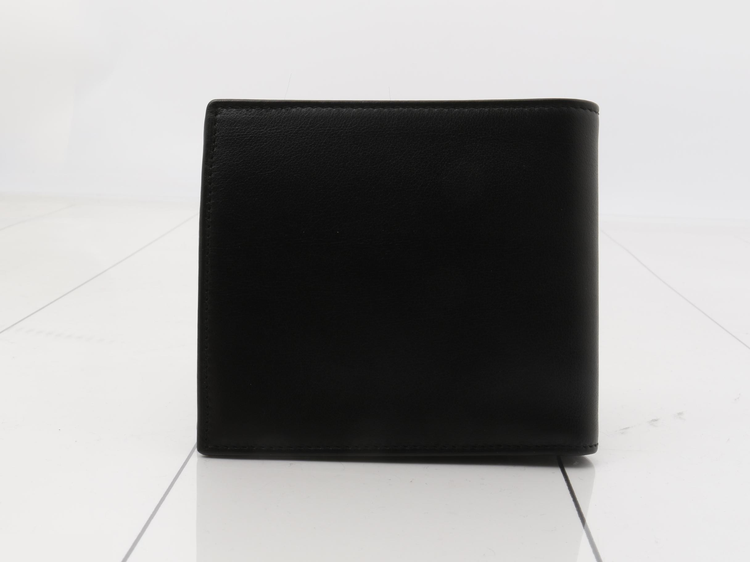 folding wallet — view 2