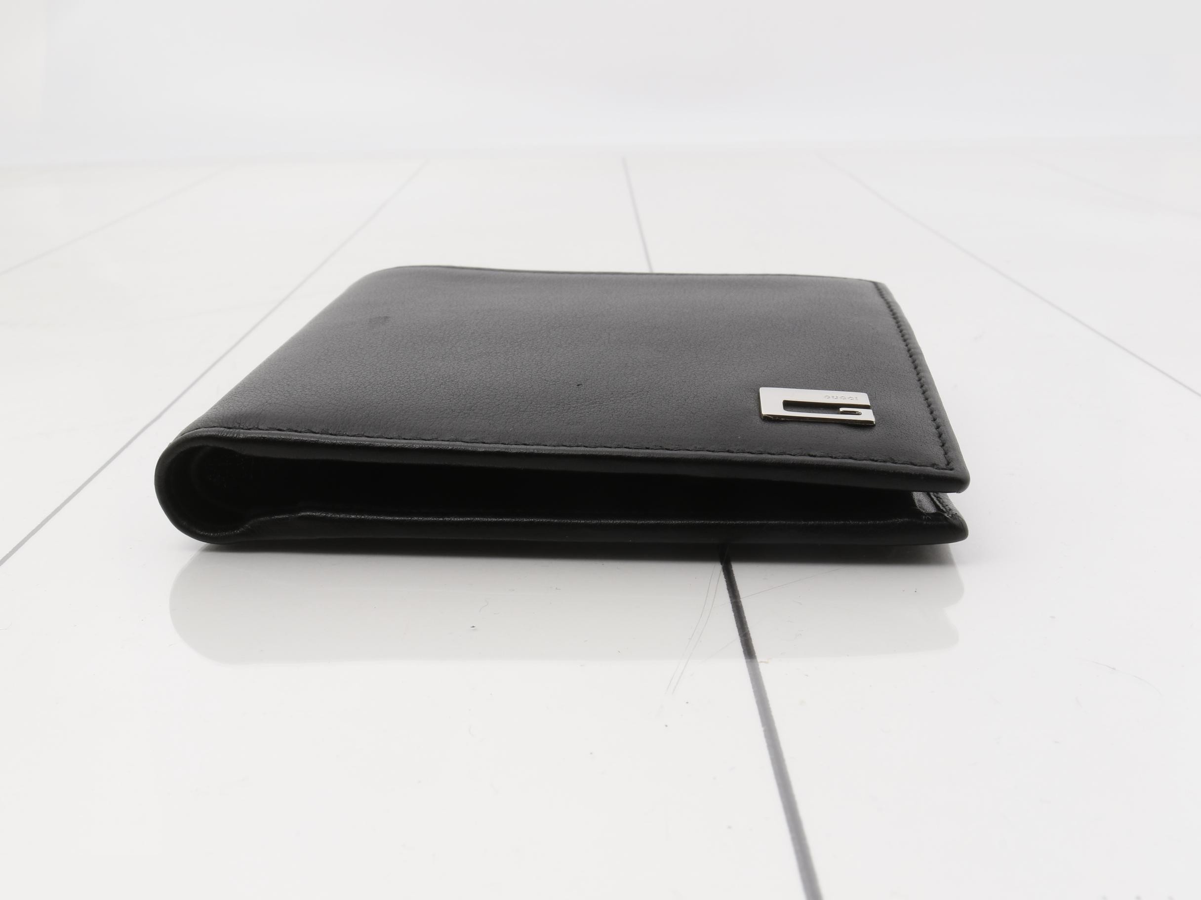 folding wallet — view 3
