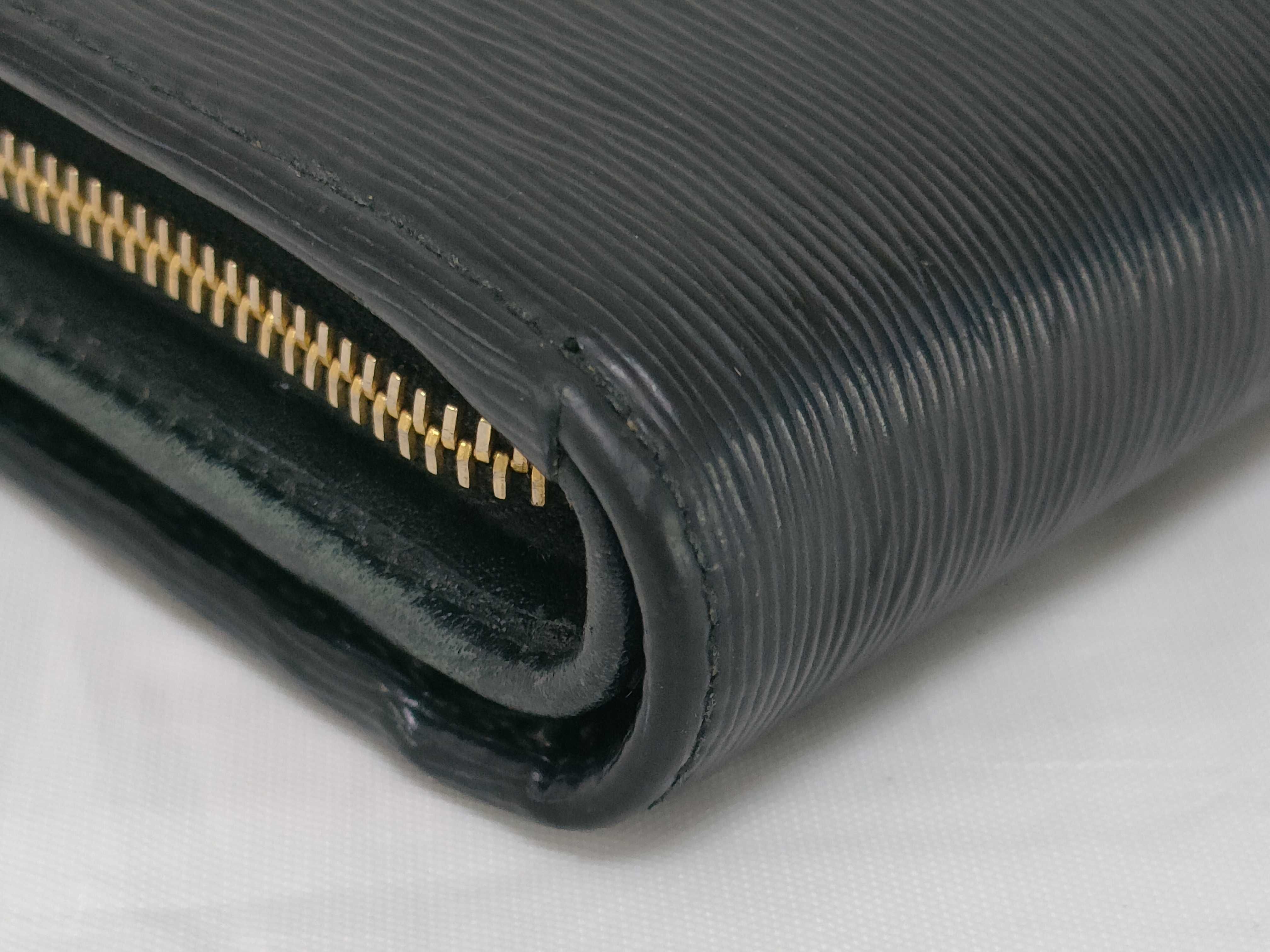 1ML018 Wallet — view 4