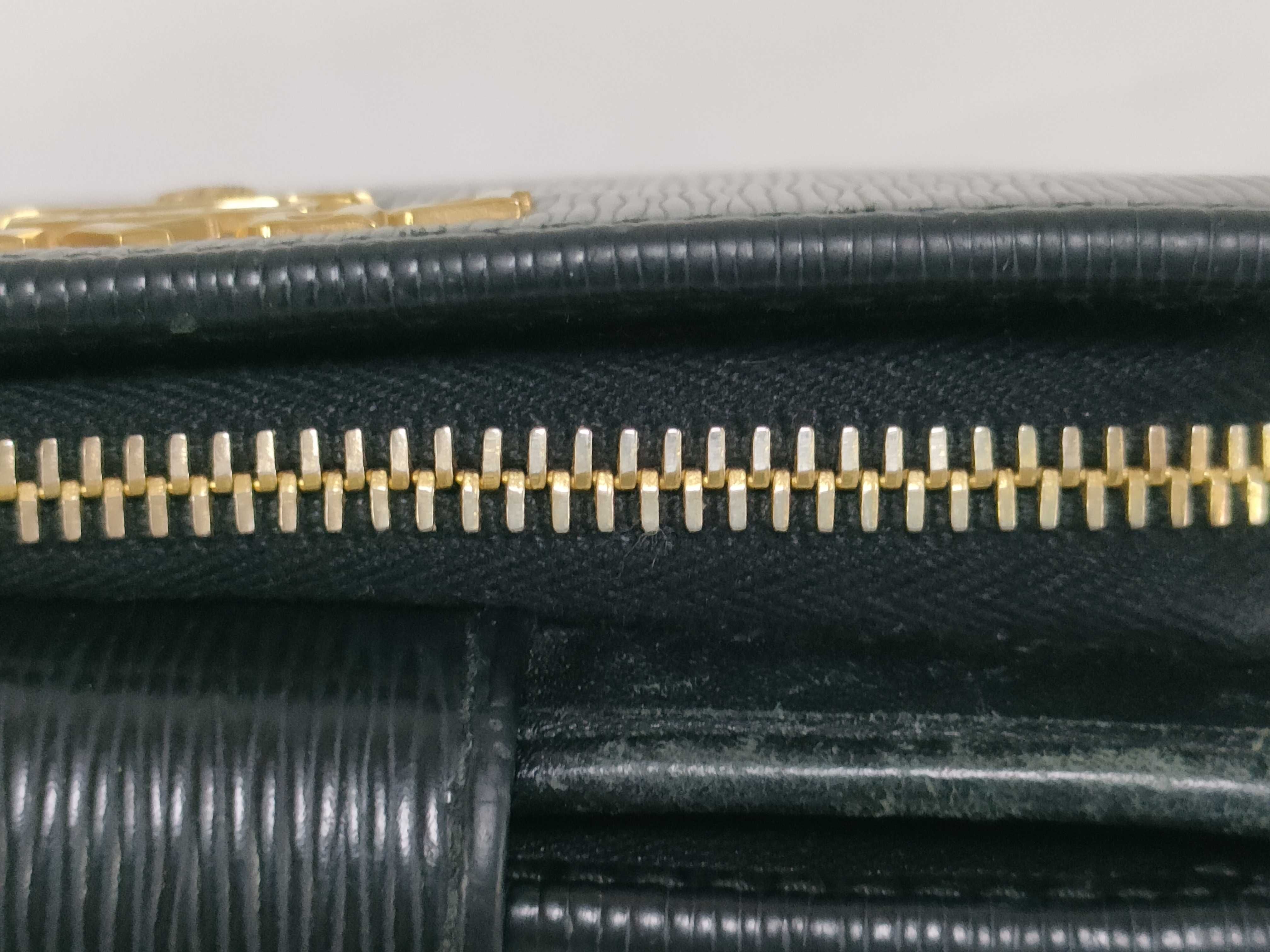 1ML018 Wallet — view 9
