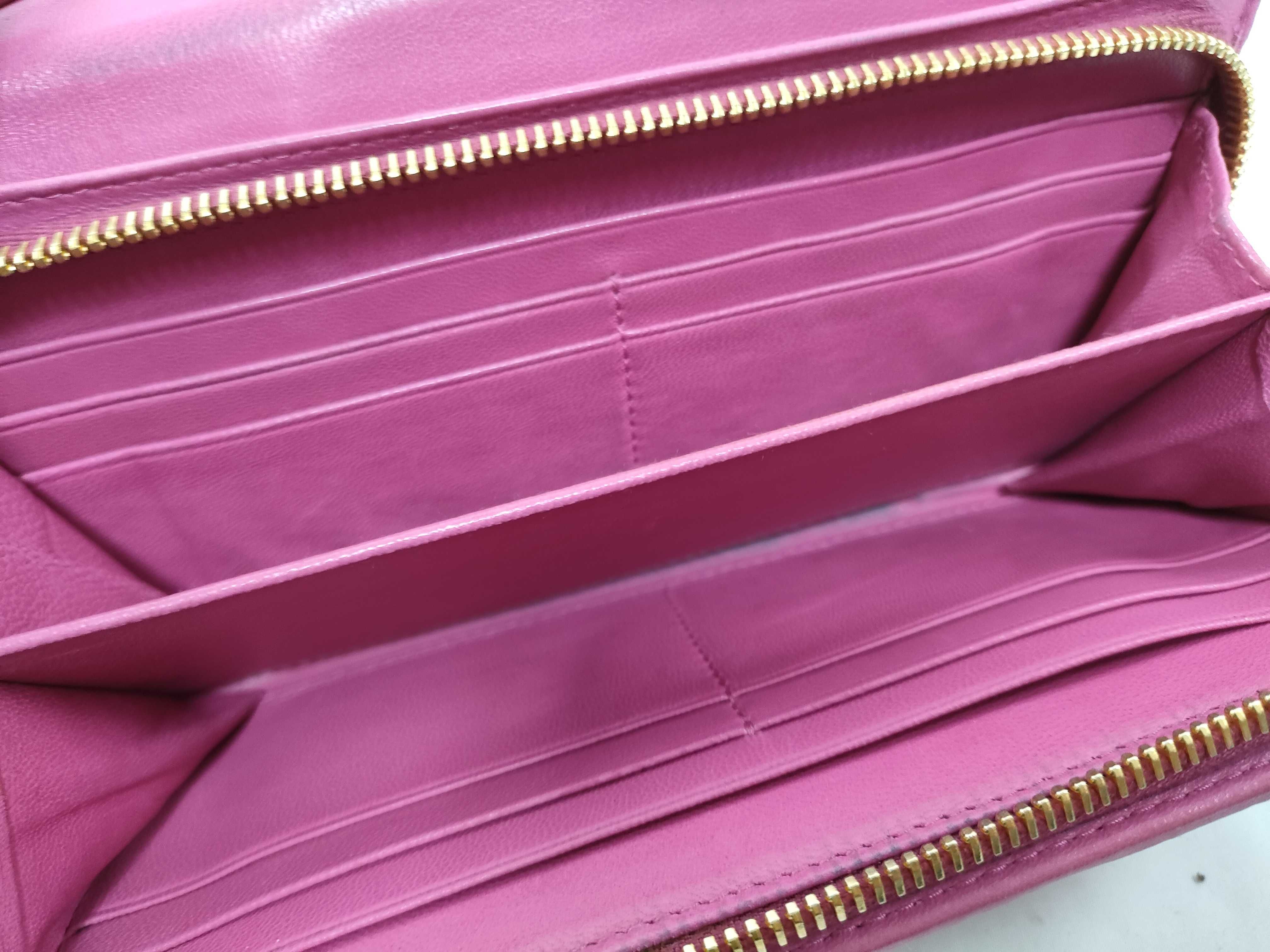 Matelassé 1M1365 Bi-fold Long Wallet, Pink Leather — view 12