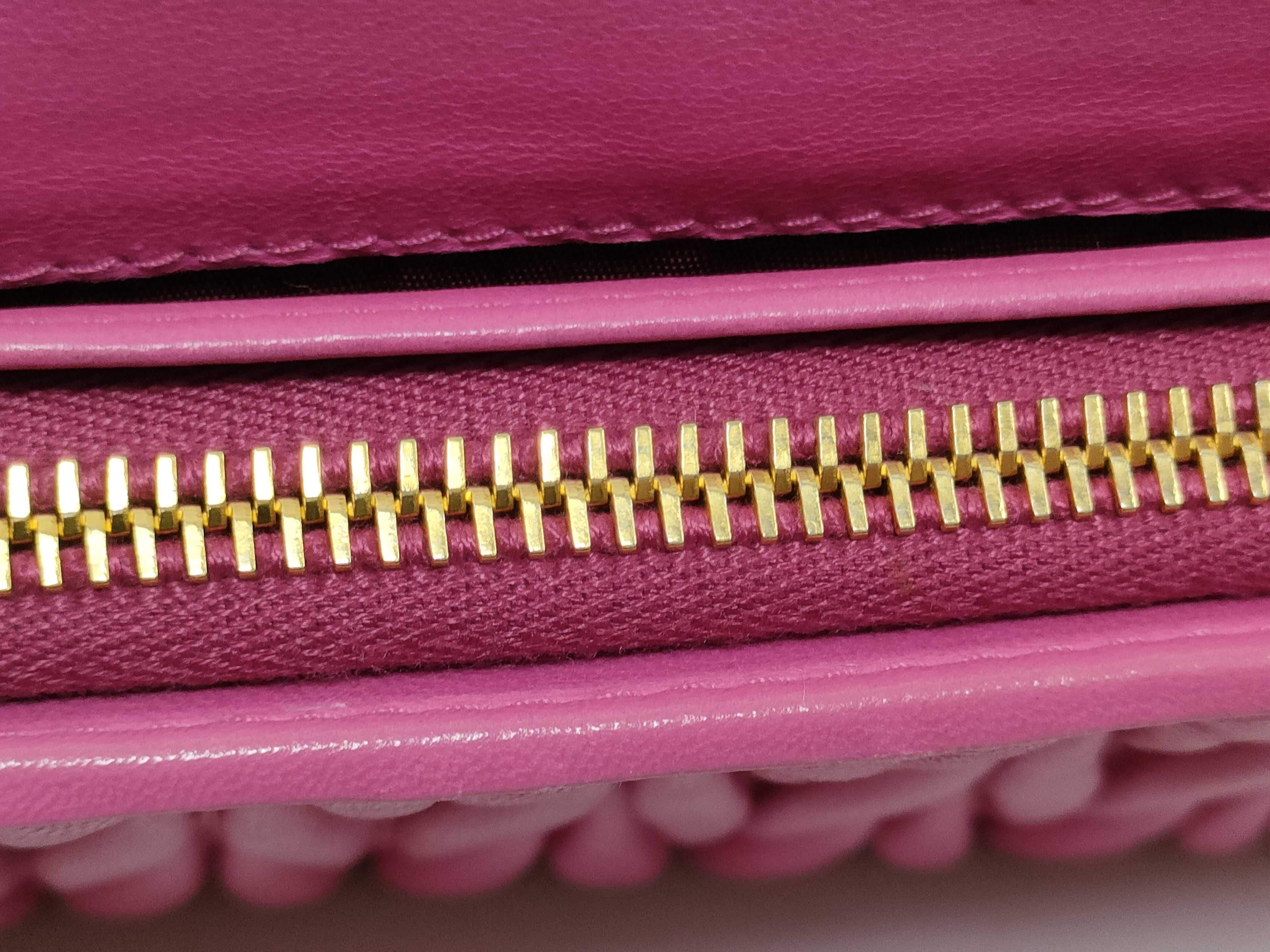 Matelassé 1M1365 Bi-fold Long Wallet, Pink Leather — view 10