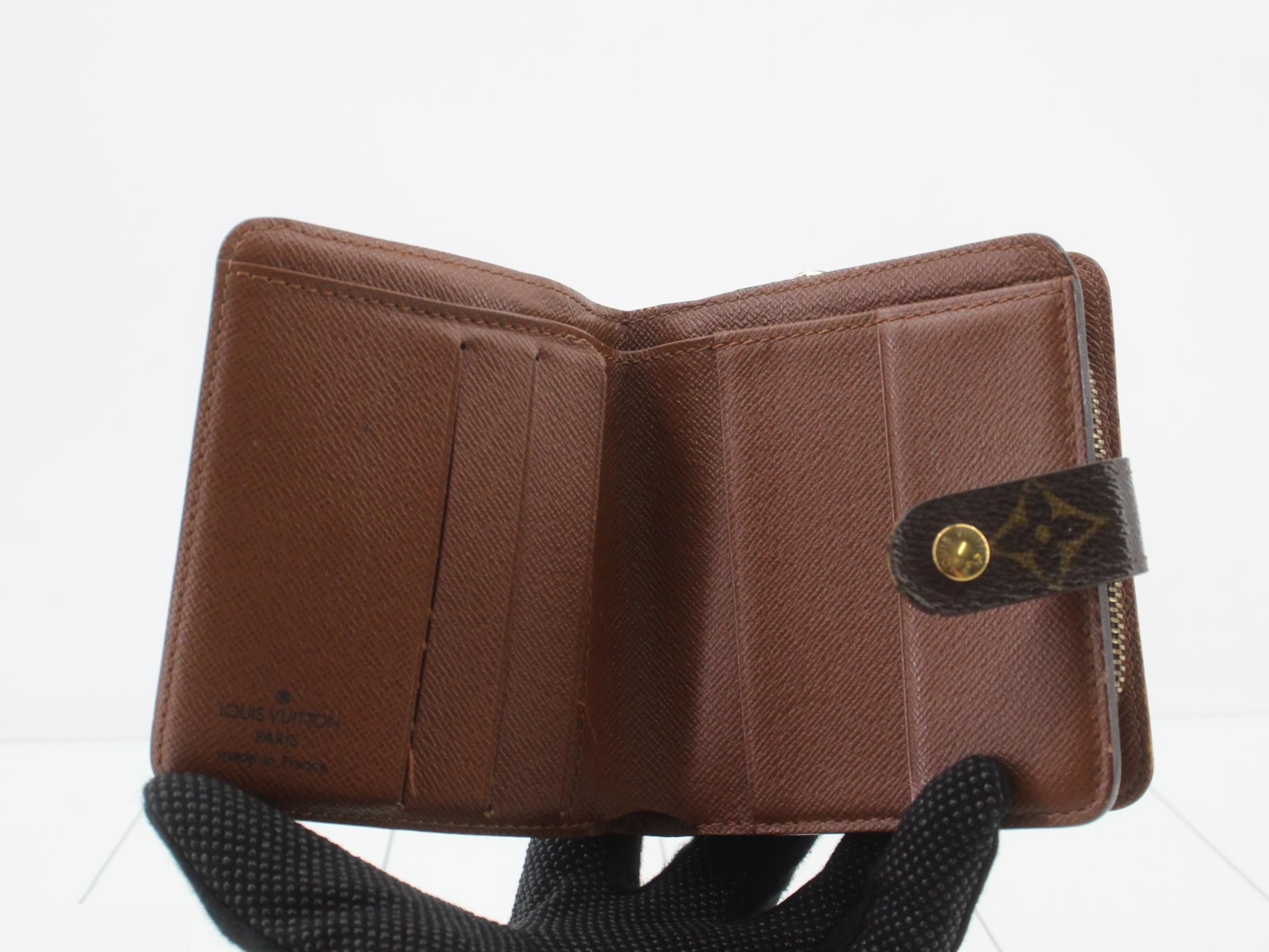 Compact wallet — view 4