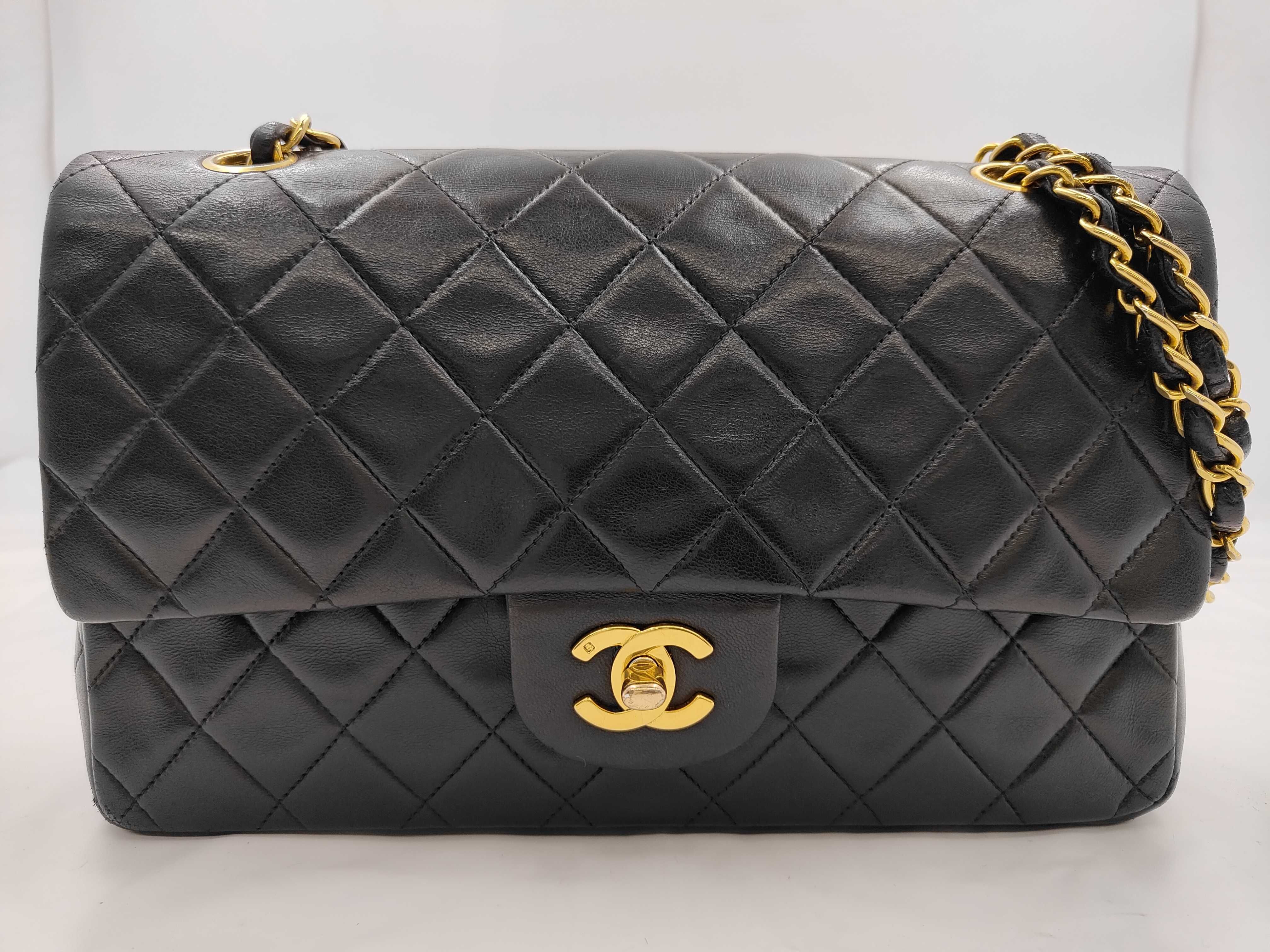 Matelassé 25 Double Flap Double Chain Lambskin Shoulder Bag