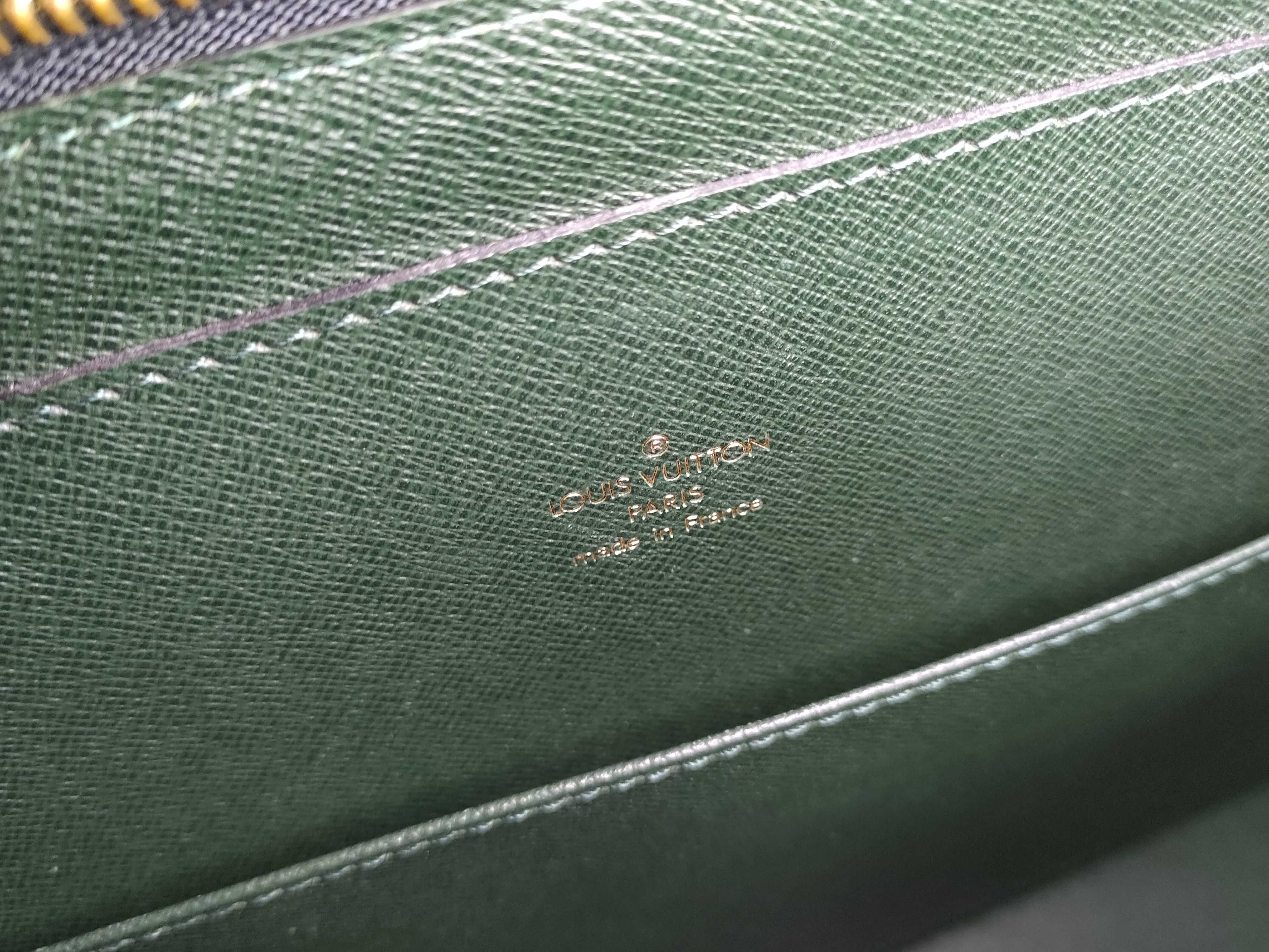 Taiga Leather Bag, Portedocument Rosan M30054, Serial number unclear, sticky interior pocket, business bag. — view 13