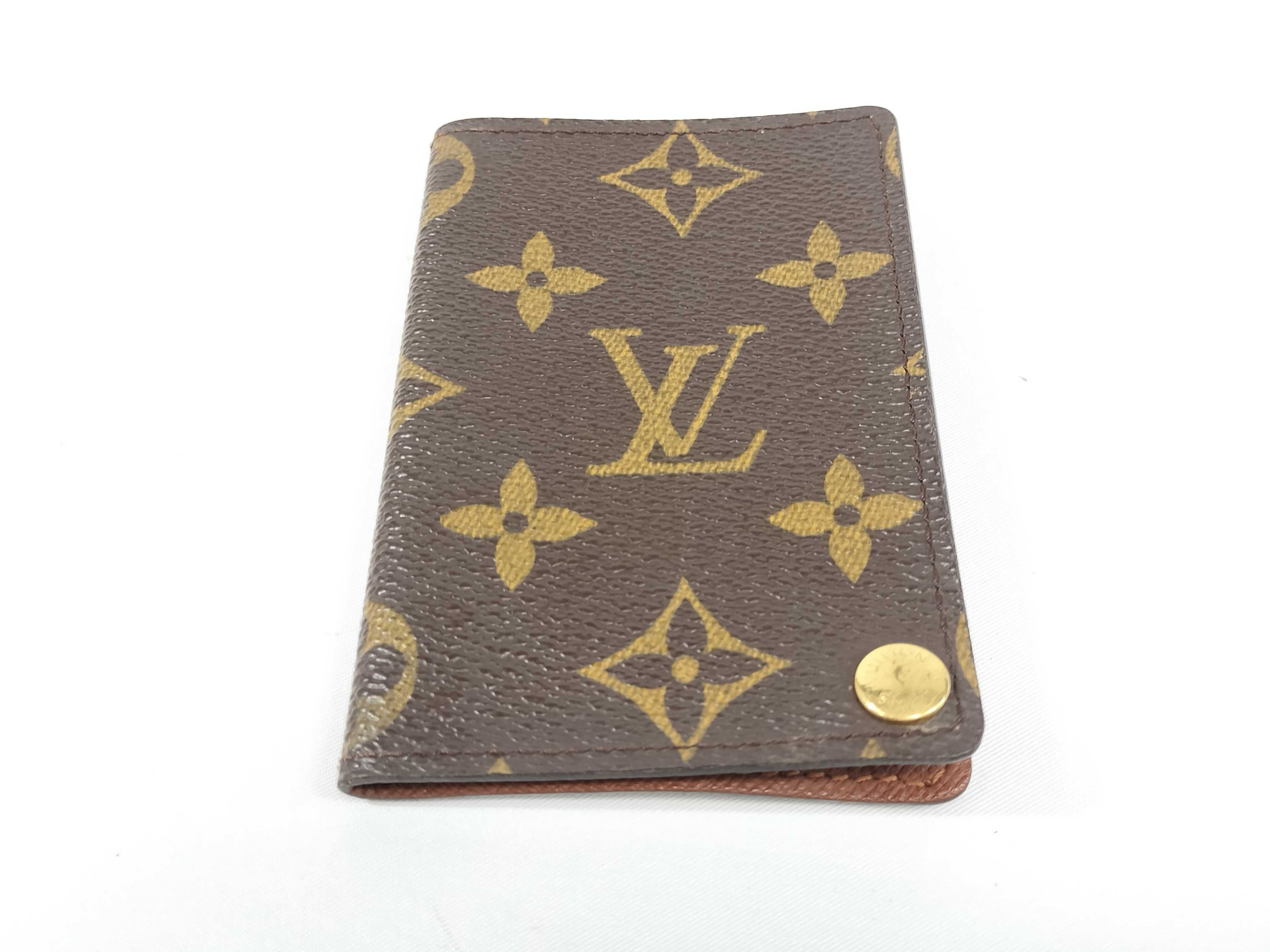 LV Case Card Case