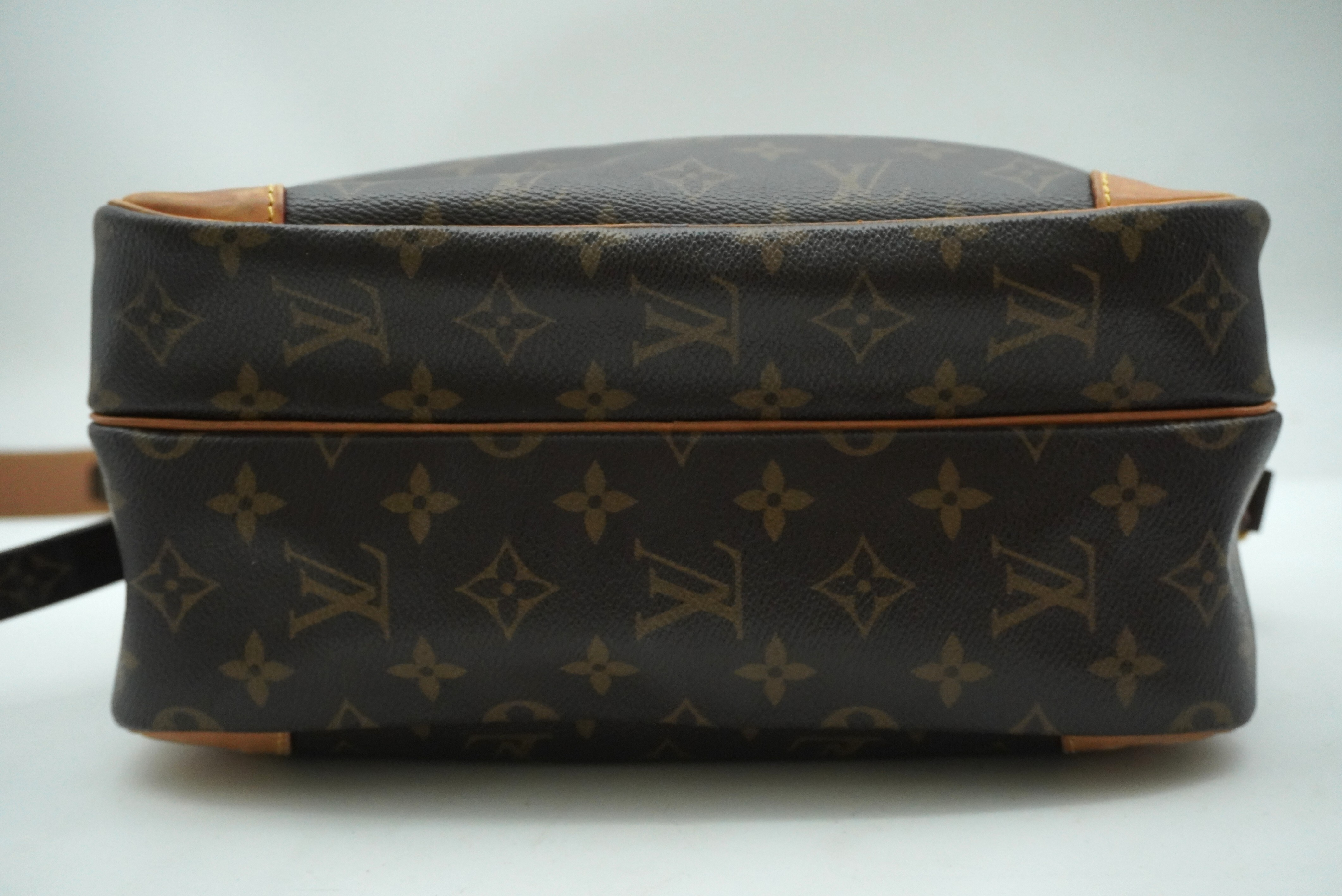 Monogram Nile M45244 Shoulder Bag — view 5
