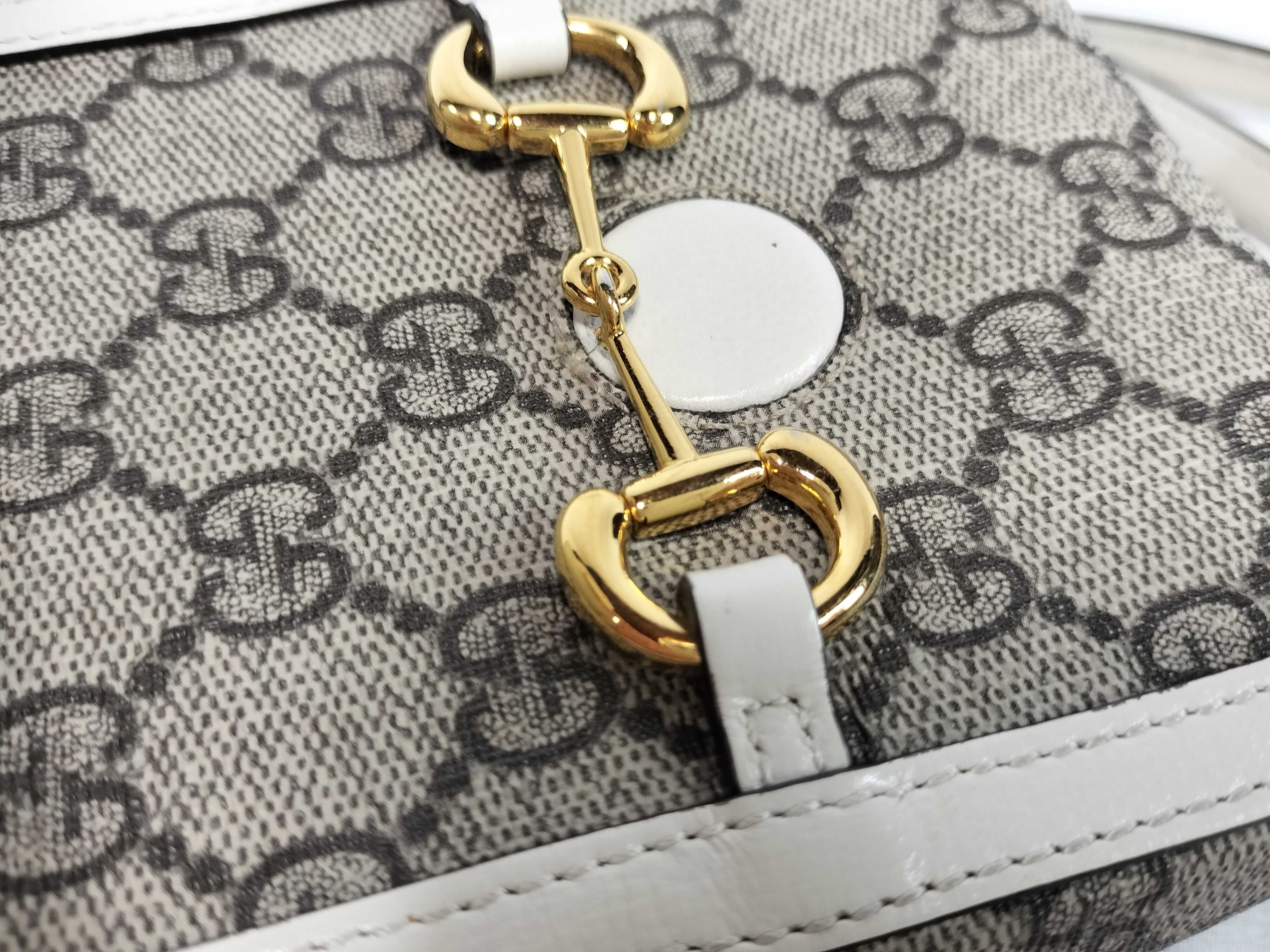 GG Supreme Horsebit Shoulder Bag — view 13