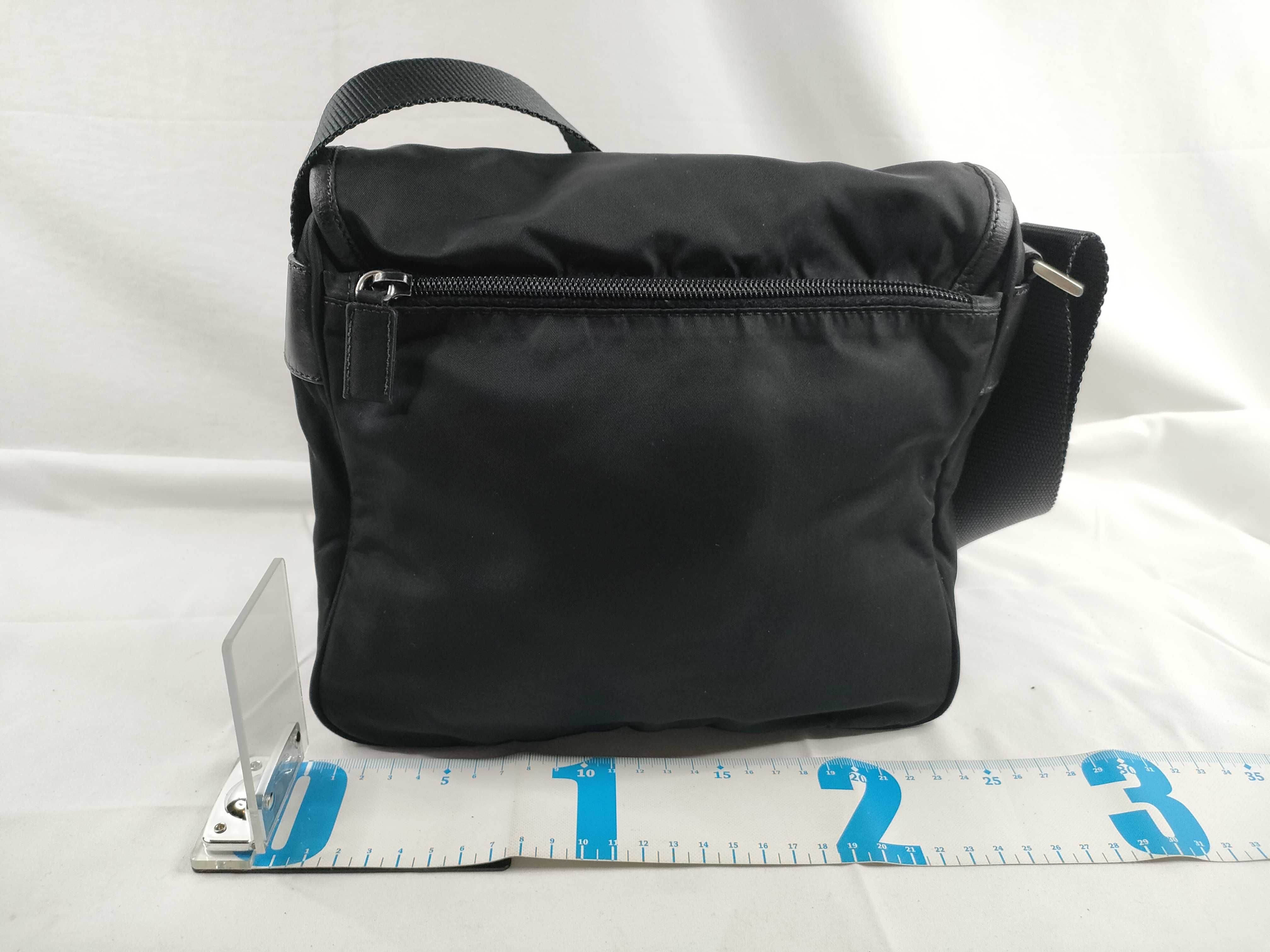 Nylon Prada Nylon Leather Shoulder Bag Black Serial Shoulder Bag — view 2