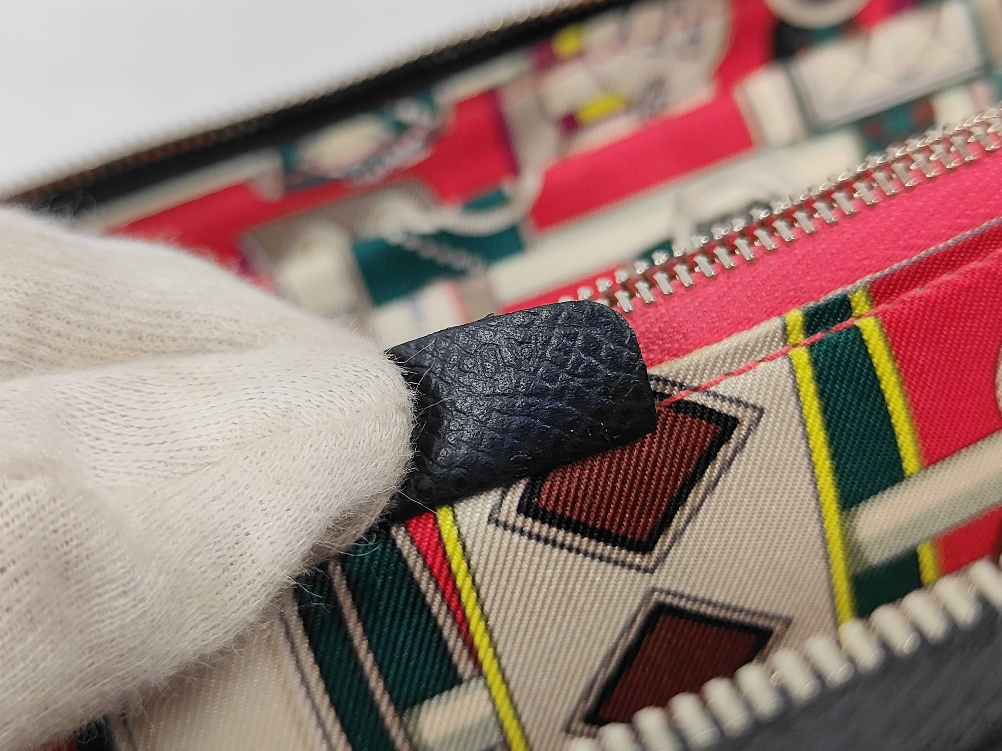 Azap Silk In Classic Veau Epsom Leather Wallet, Silver Hardware, Navy, A (Model) — view 11