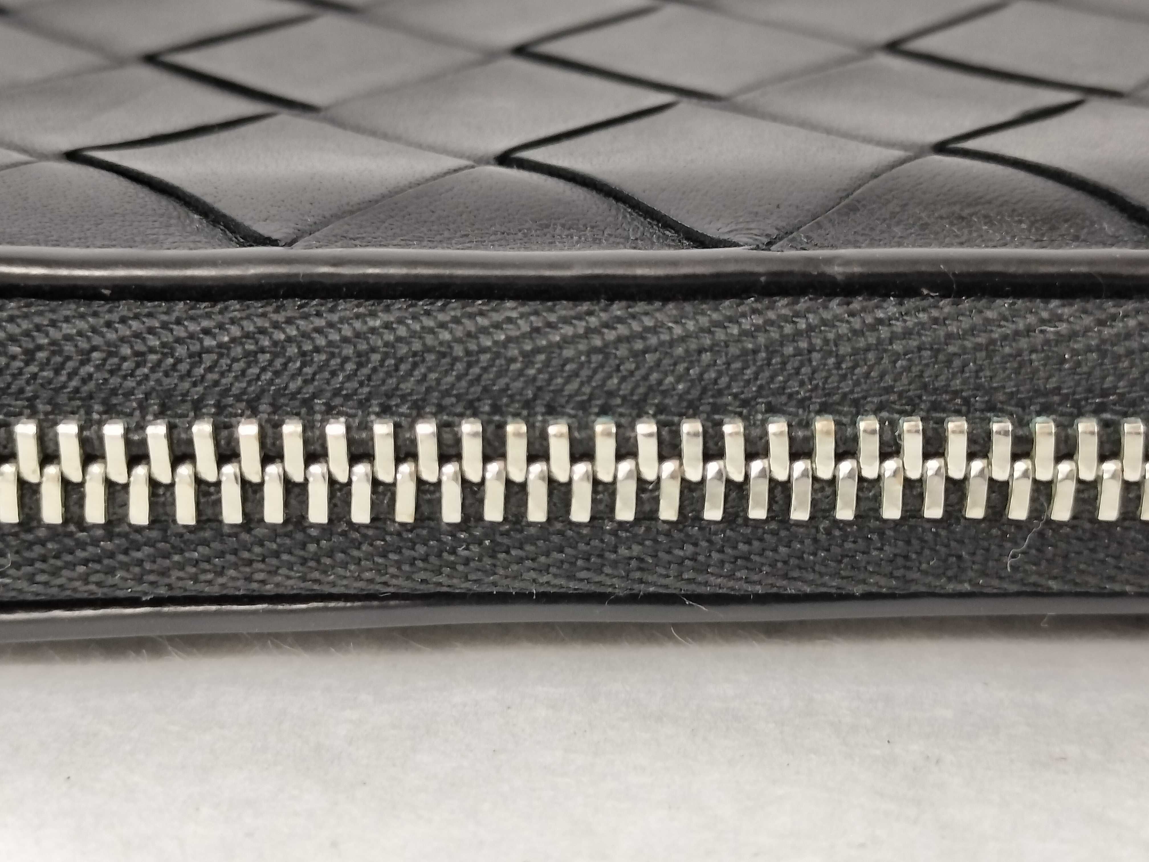 Intrecciato Long Wallet with Dust Bag — view 9