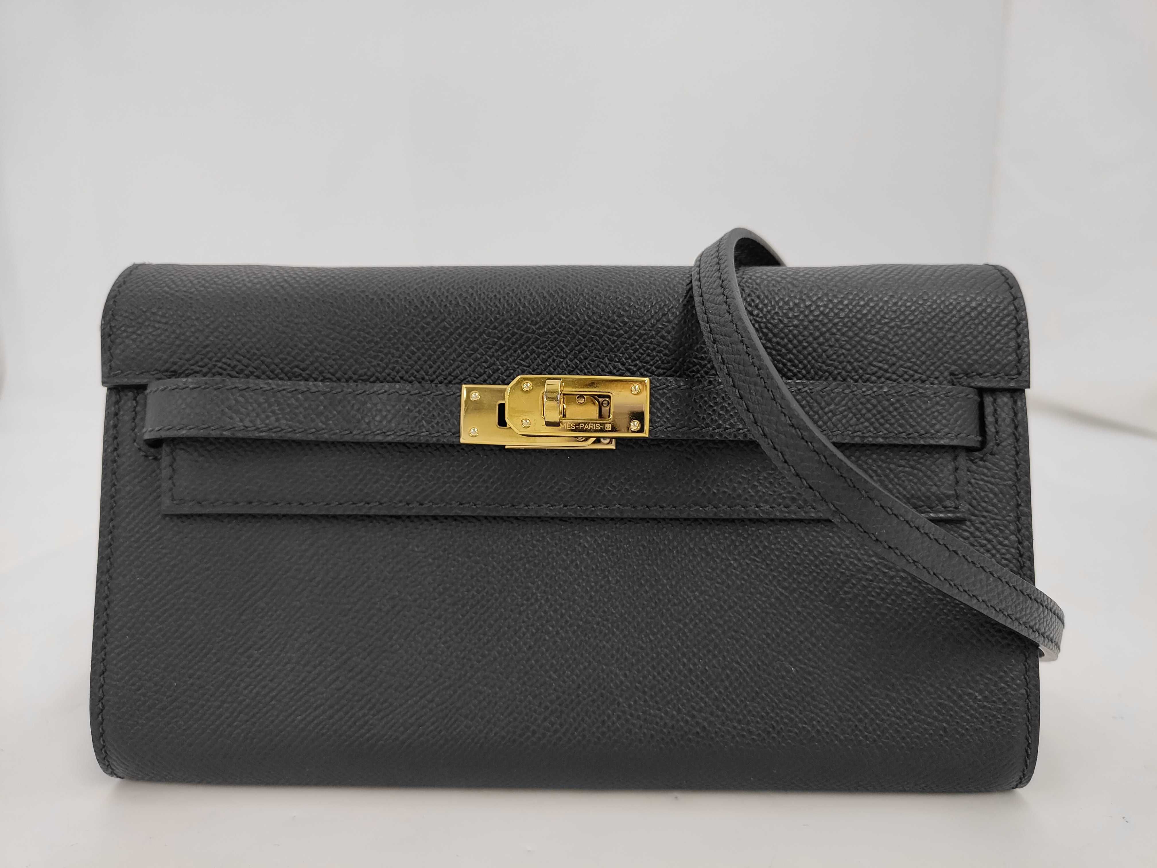 Kelly Long To Go Leather Black Shoulder Bag