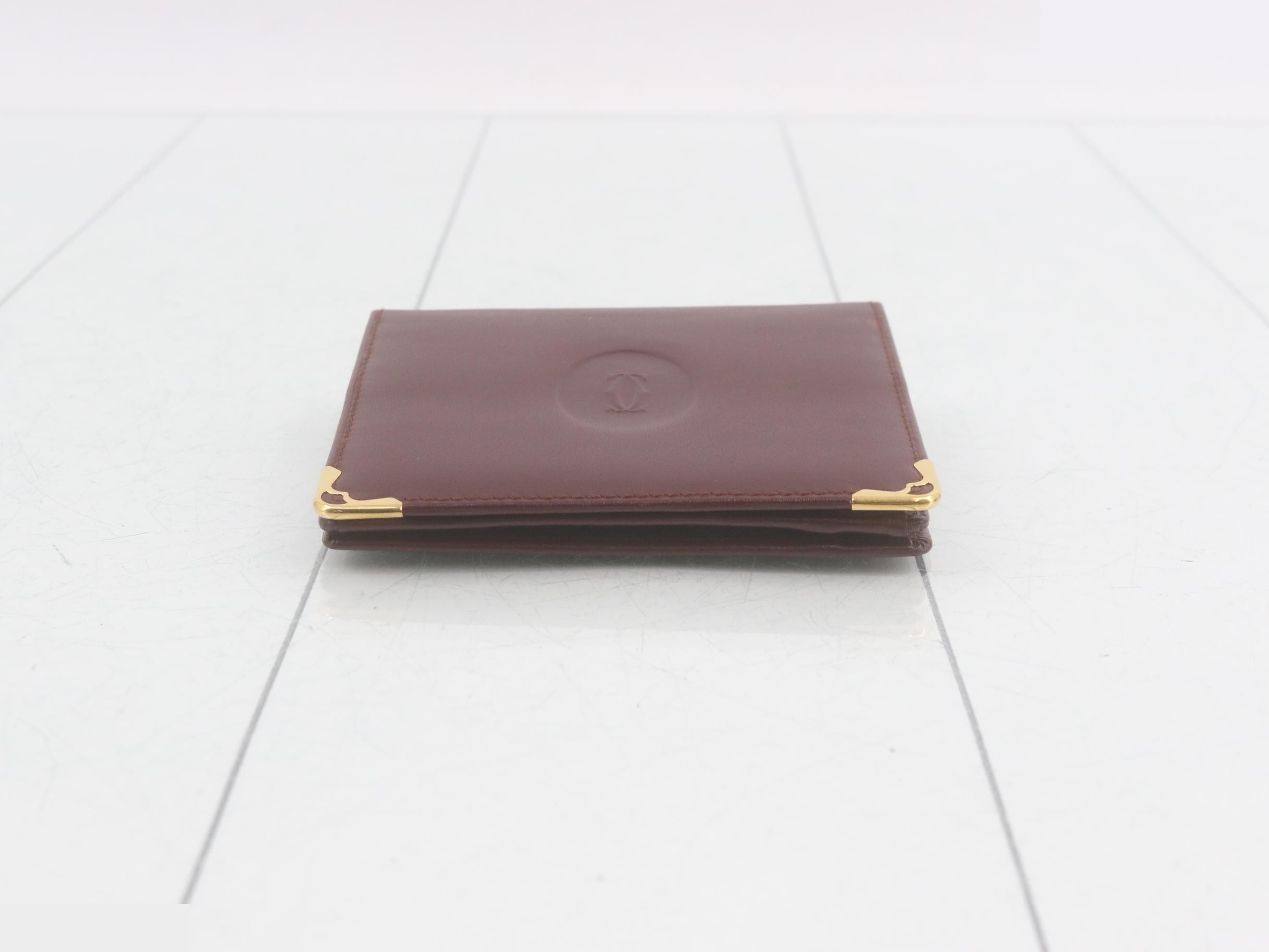 Other lines: Bags and Wallets — view 3