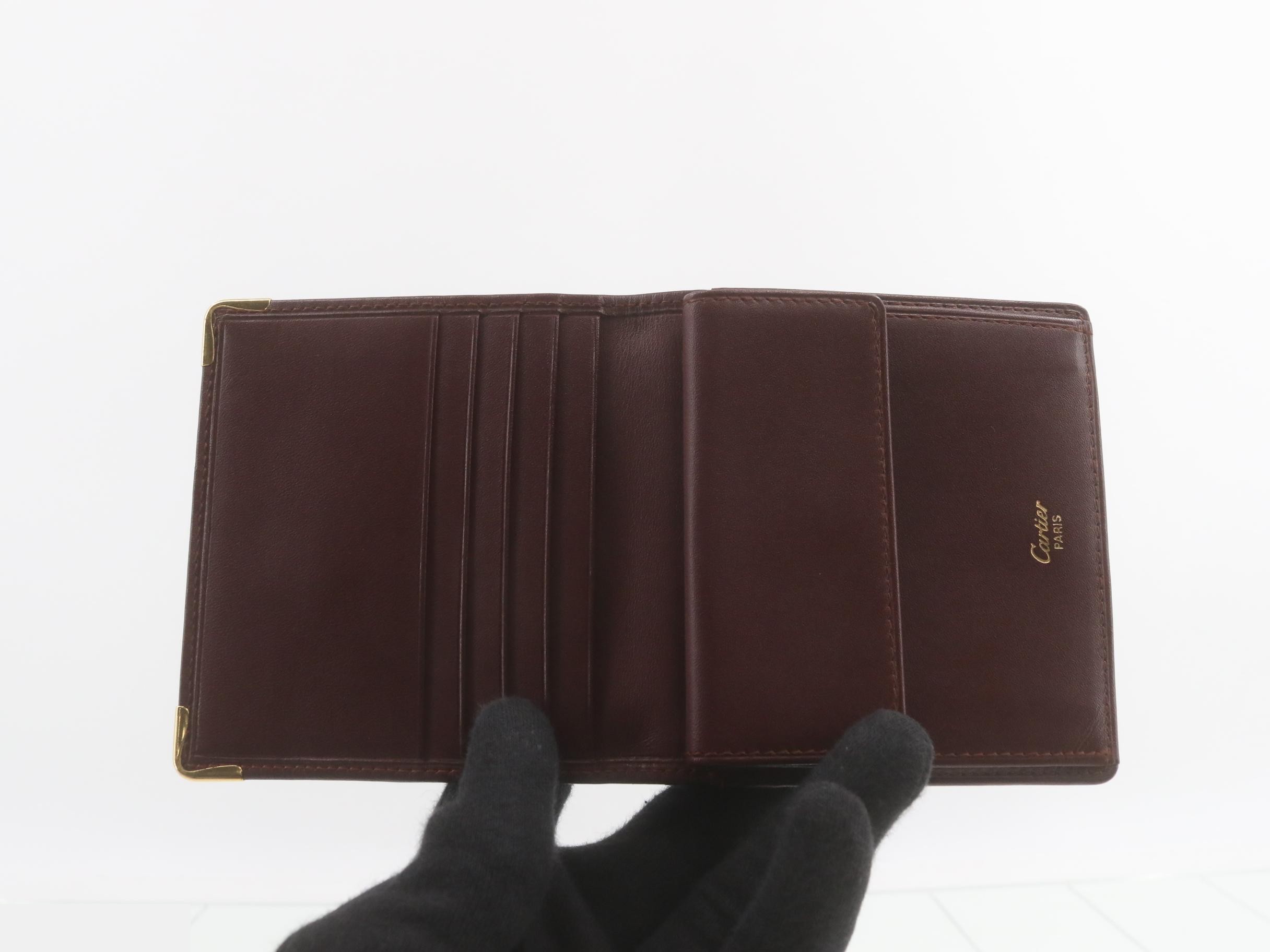 Other lines: Bags and Wallets — view 4
