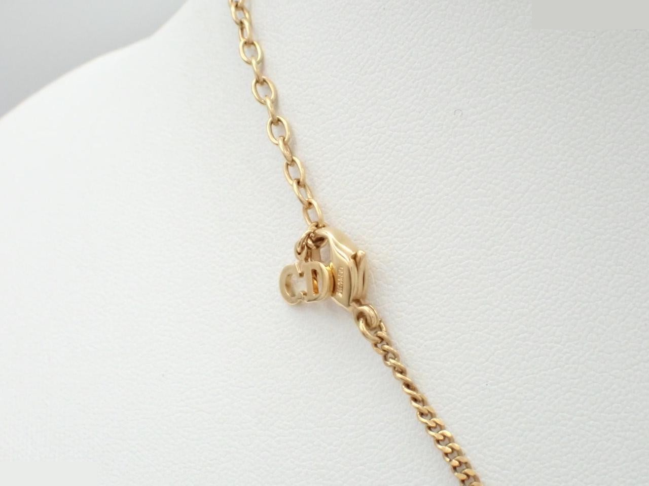 Gold necklace, neck circumference approximately 48cm — view 2